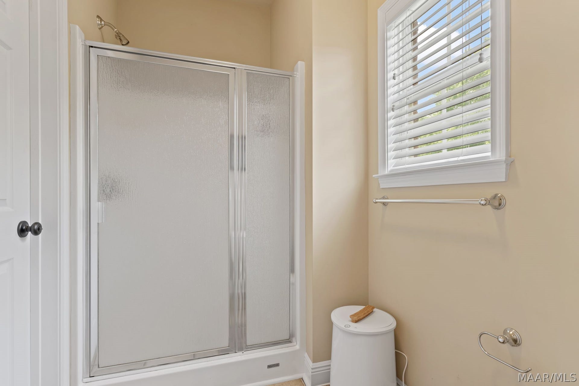 Guest house bathroom