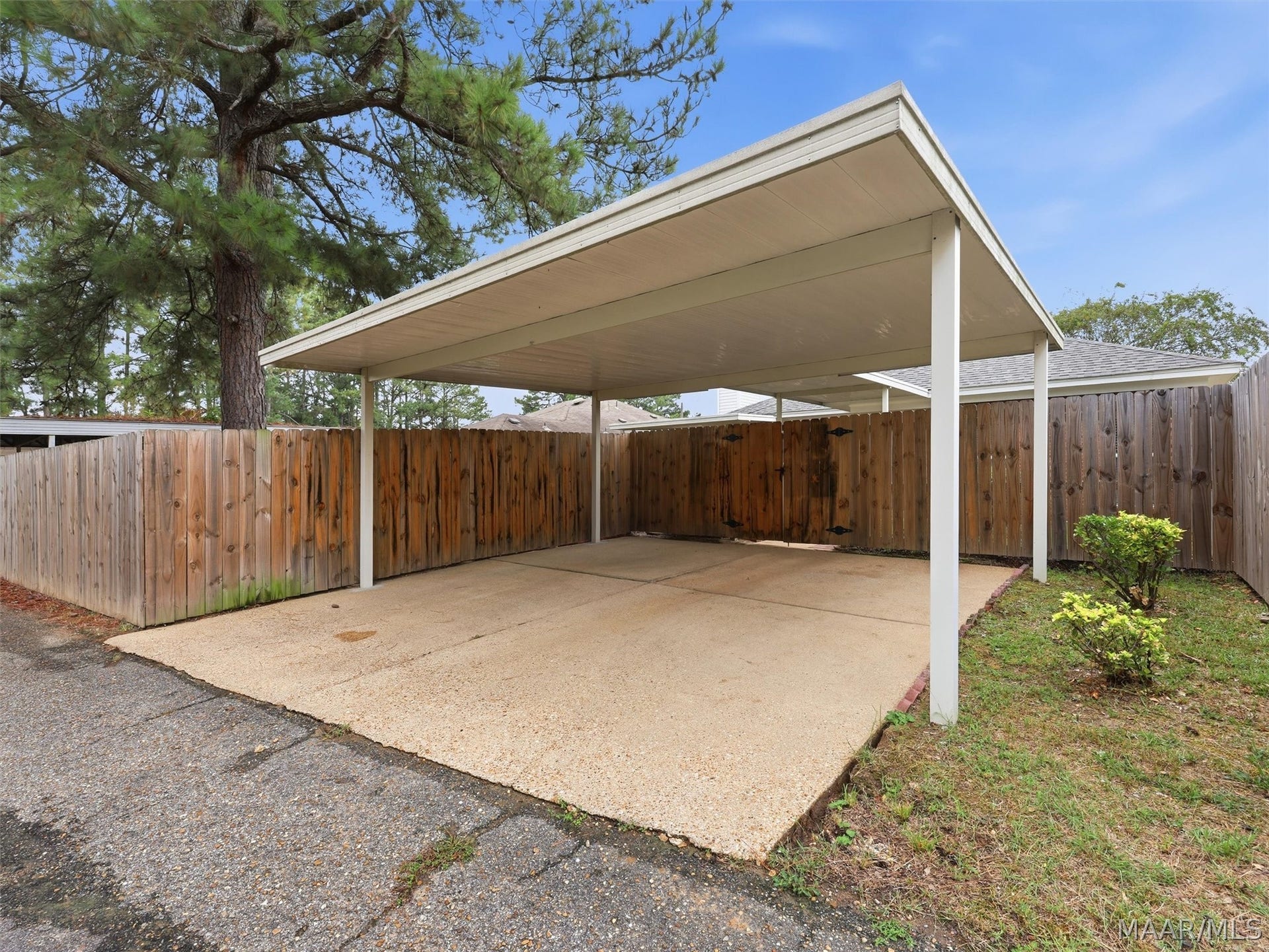 1212 Berkshire Court, Montgomery, AL 36109