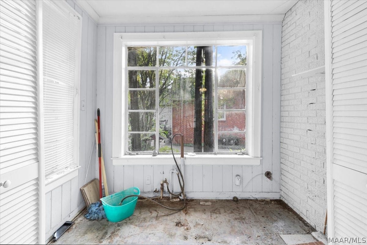1350 FELDER Avenue, Montgomery, AL 36106 laundry room