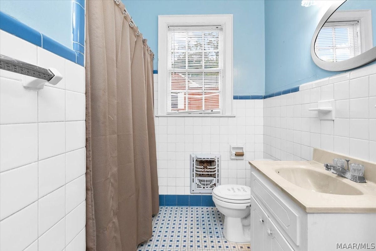 1350 FELDER Avenue, Montgomery, AL 36106 Full bath