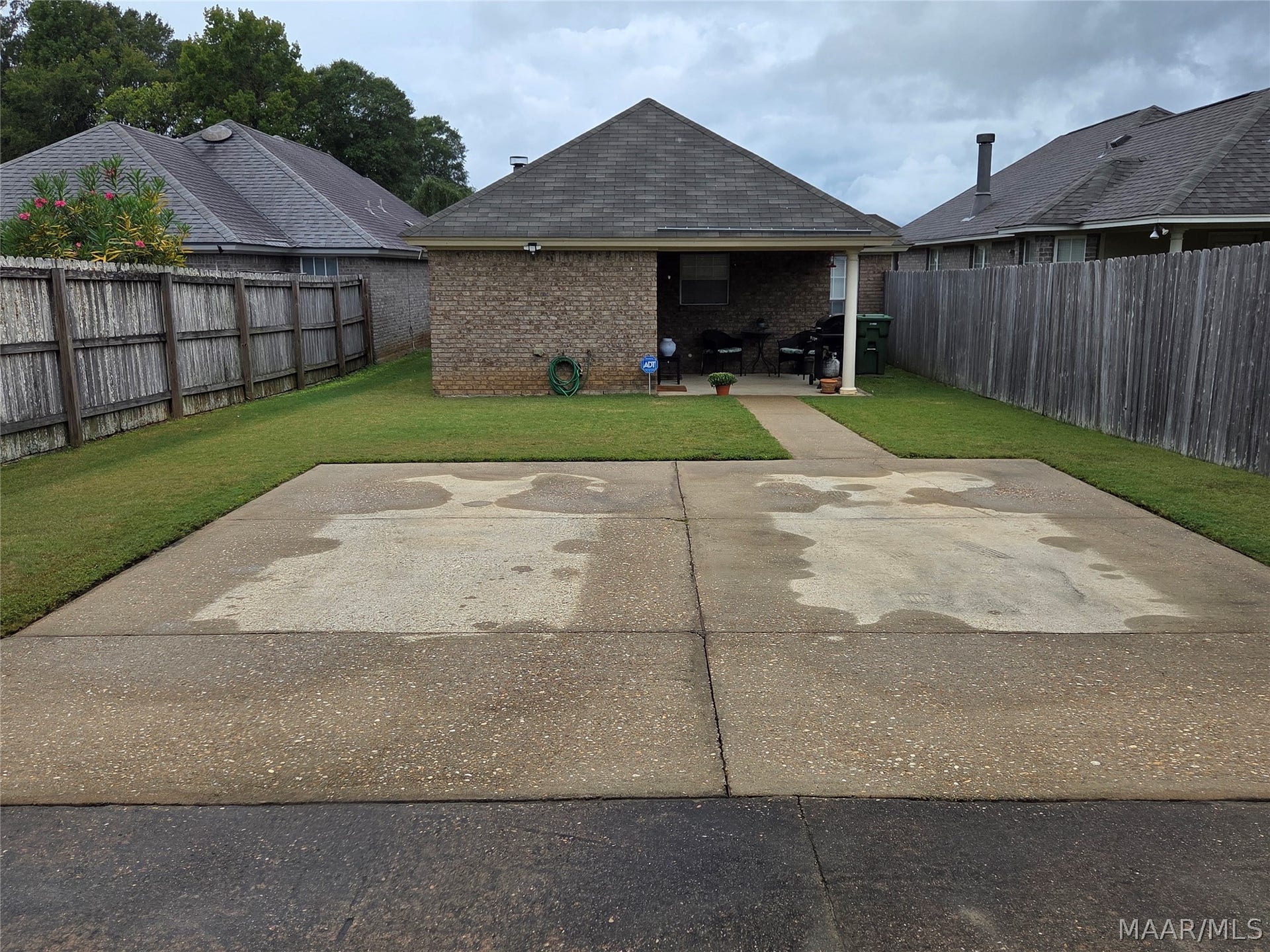 8309 Dison Drive, Montgomery, AL 36117 8309 Dison Drive, Montgomery, AL 36117