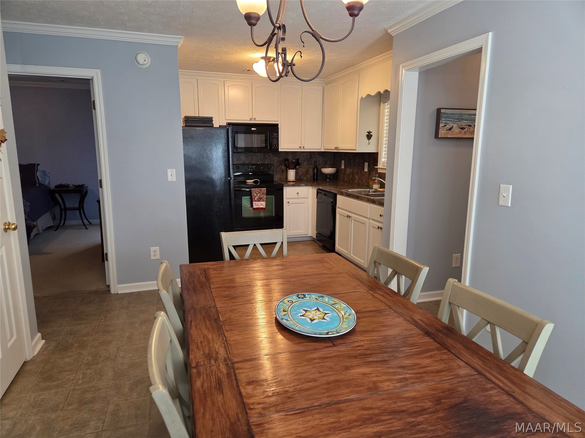 8309 Dison Drive, Montgomery, AL 36117 8309 Dison Drive, Montgomery, AL 36117