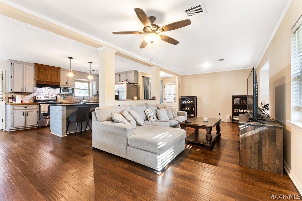 245 Choctaw Lane, Coosada, AL 36020 245 Choctaw Lane, Coosada, AL 36020