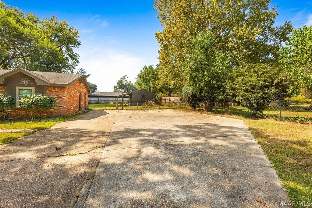 245 Choctaw Lane, Coosada, AL 36020 245 Choctaw Lane, Coosada, AL 36020