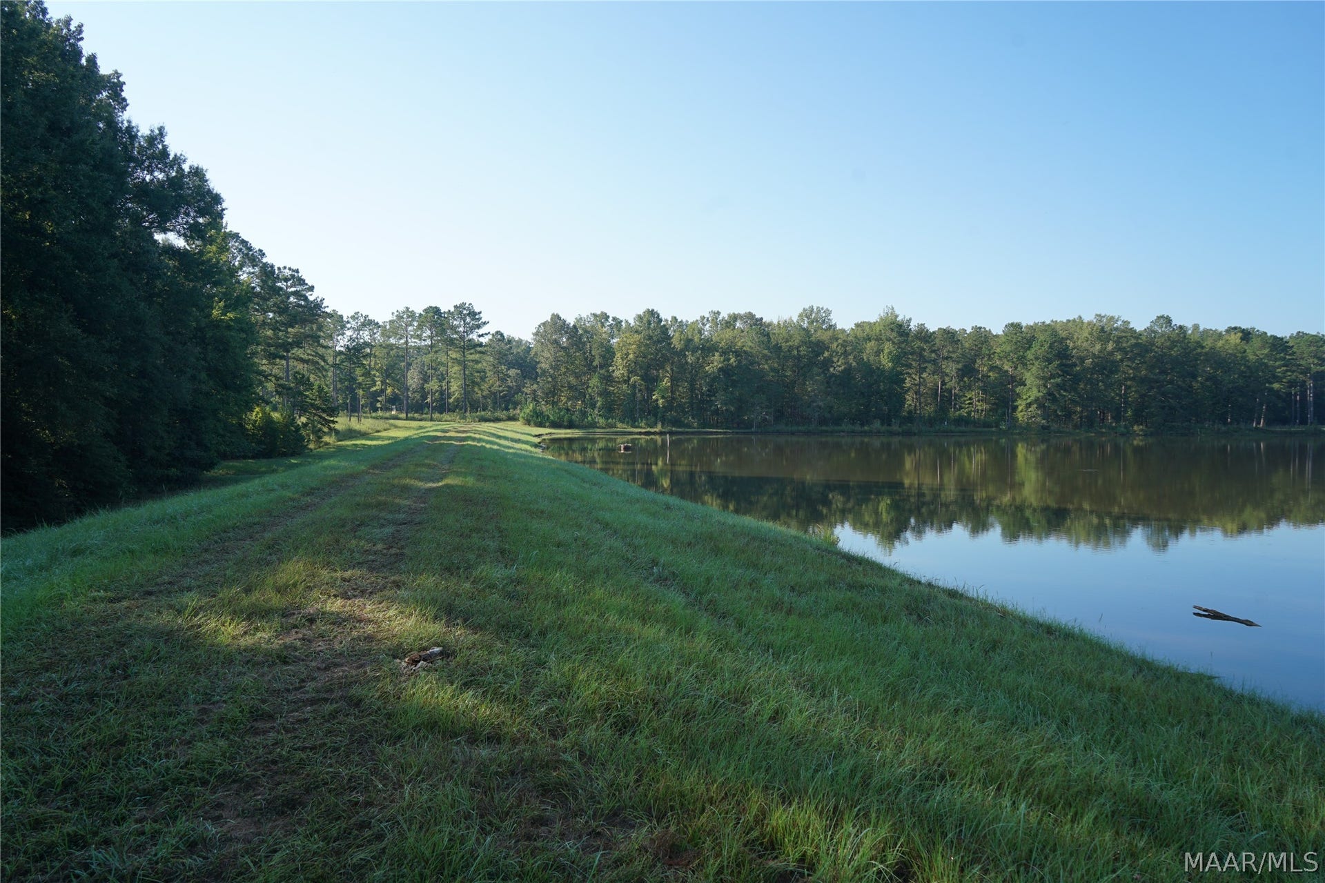 2202 Gibson Road, Montgomery, AL 36116 2202 Gibson Road, Montgomery, AL 36116