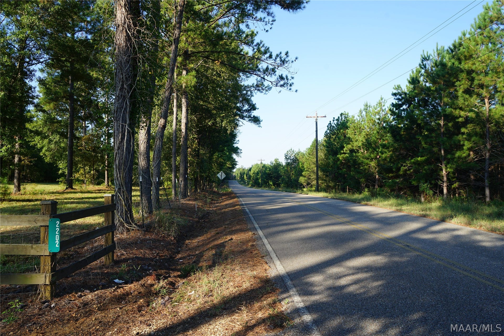 2202 Gibson Road, Montgomery, AL 36116 2202 Gibson Road, Montgomery, AL 36116