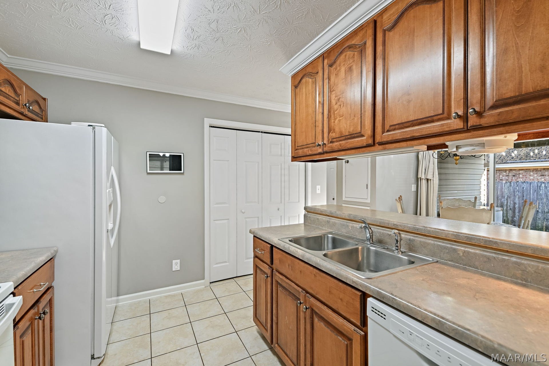 728 Buena Vista Loop, Prattville, AL 36067