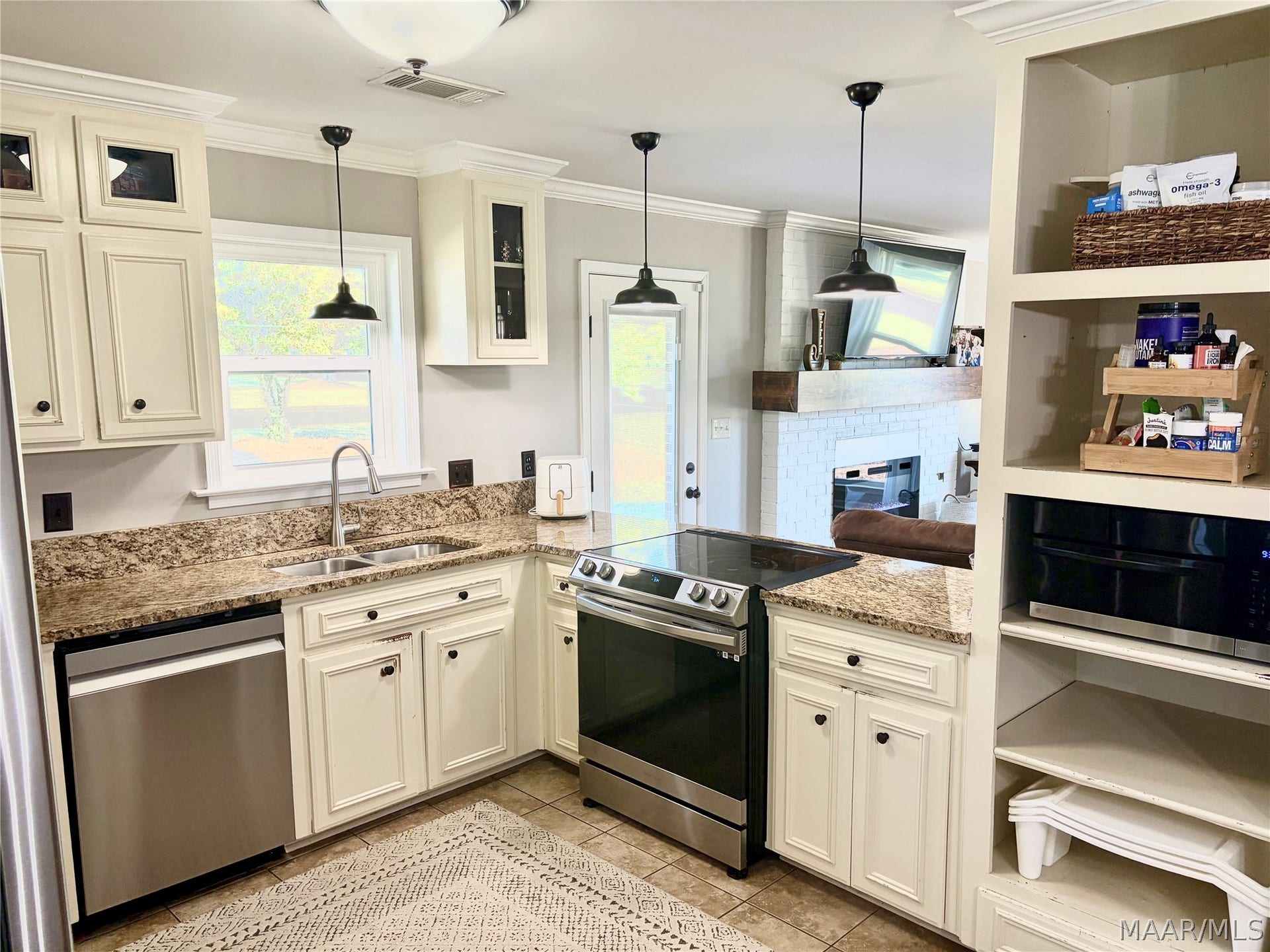 750 Summer Lane, Prattville, AL 36066