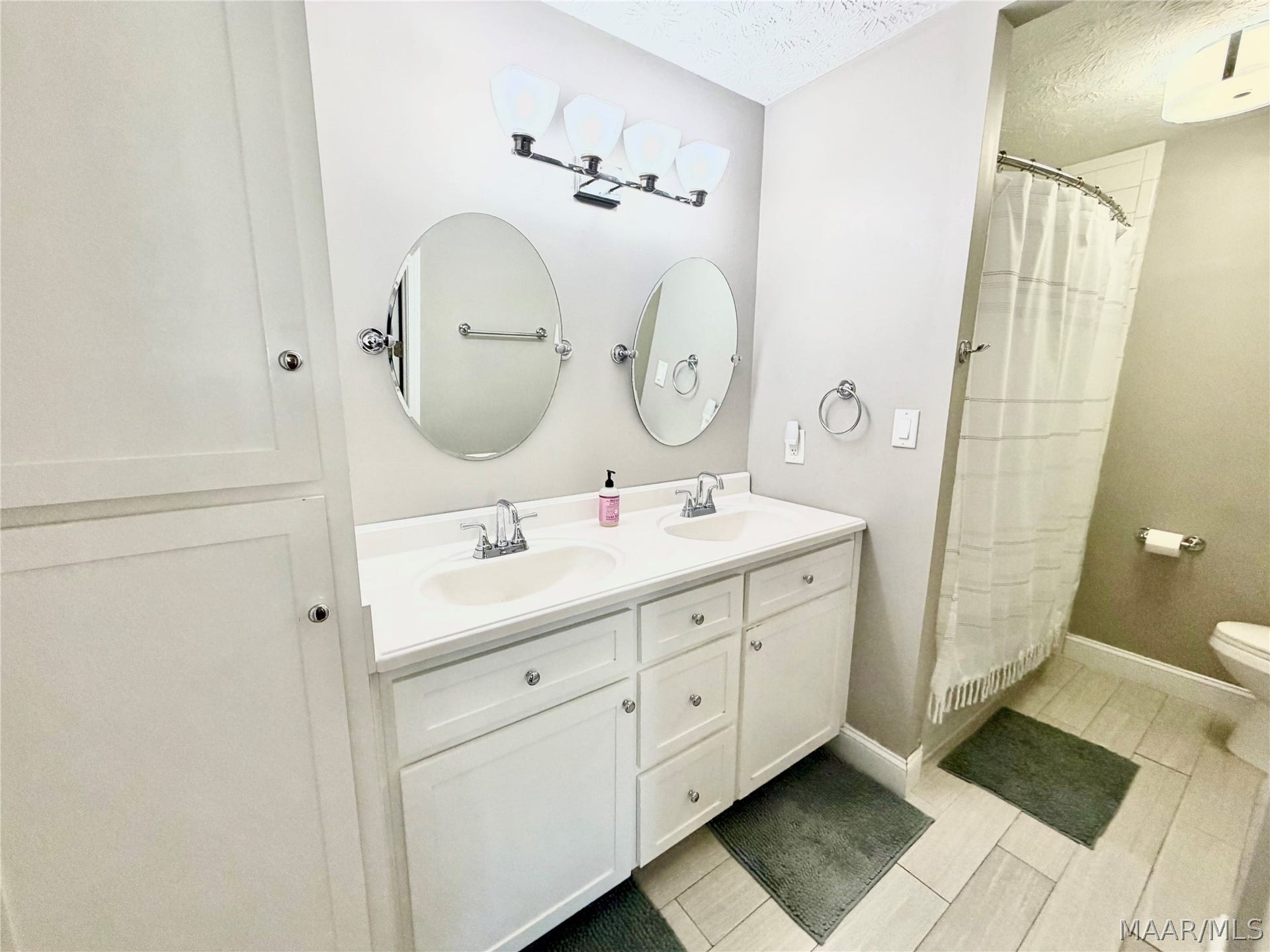 750 Summer Lane, Prattville, AL 36066