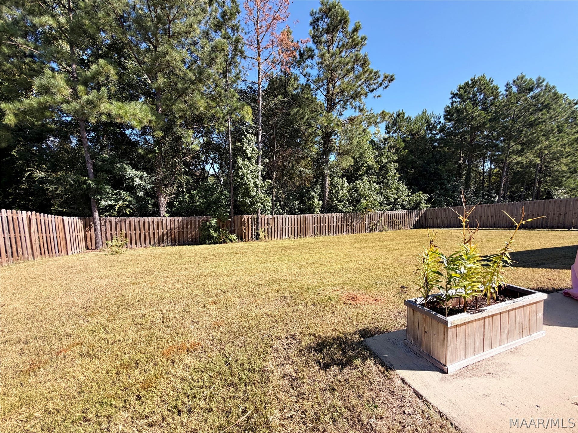 347 Tallahatchie Drive, Wetumpka, AL 36093