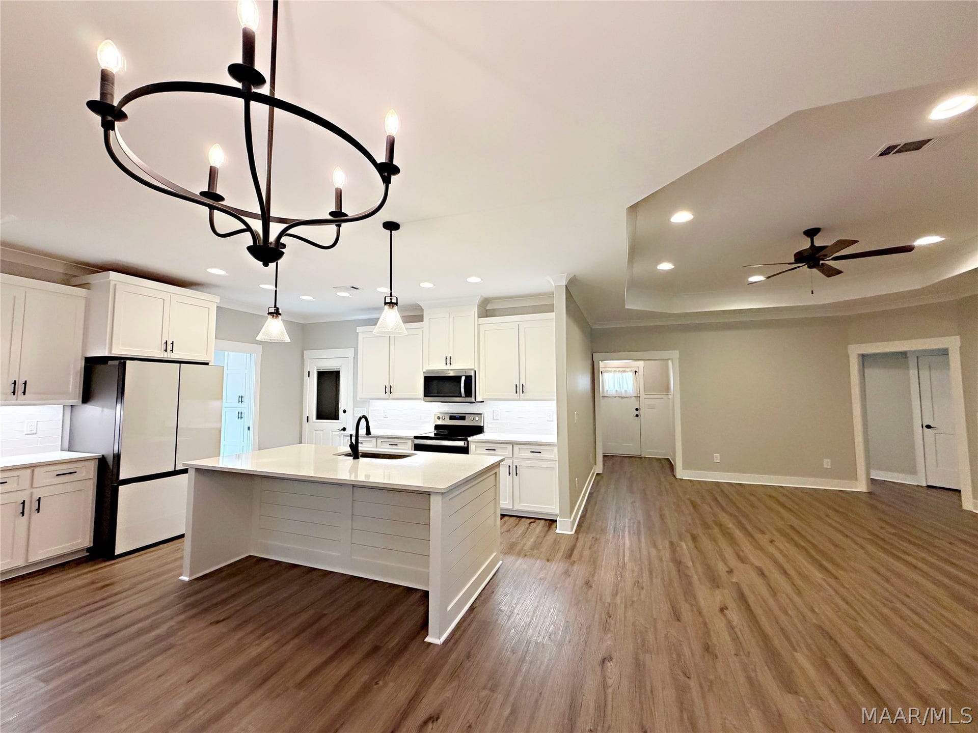 347 Tallahatchie Drive, Wetumpka, AL 36093