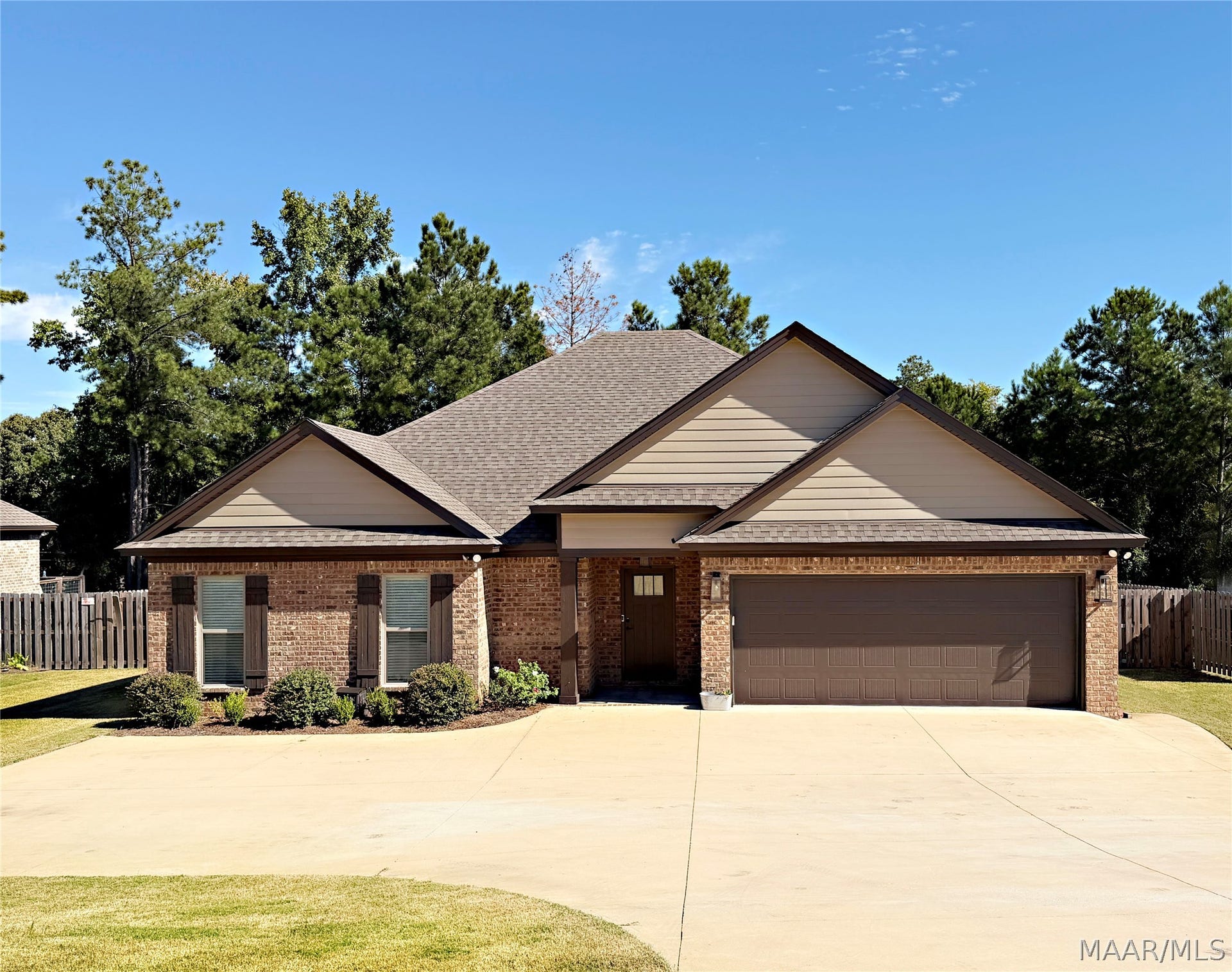 347 Tallahatchie Drive, Wetumpka, AL 36093