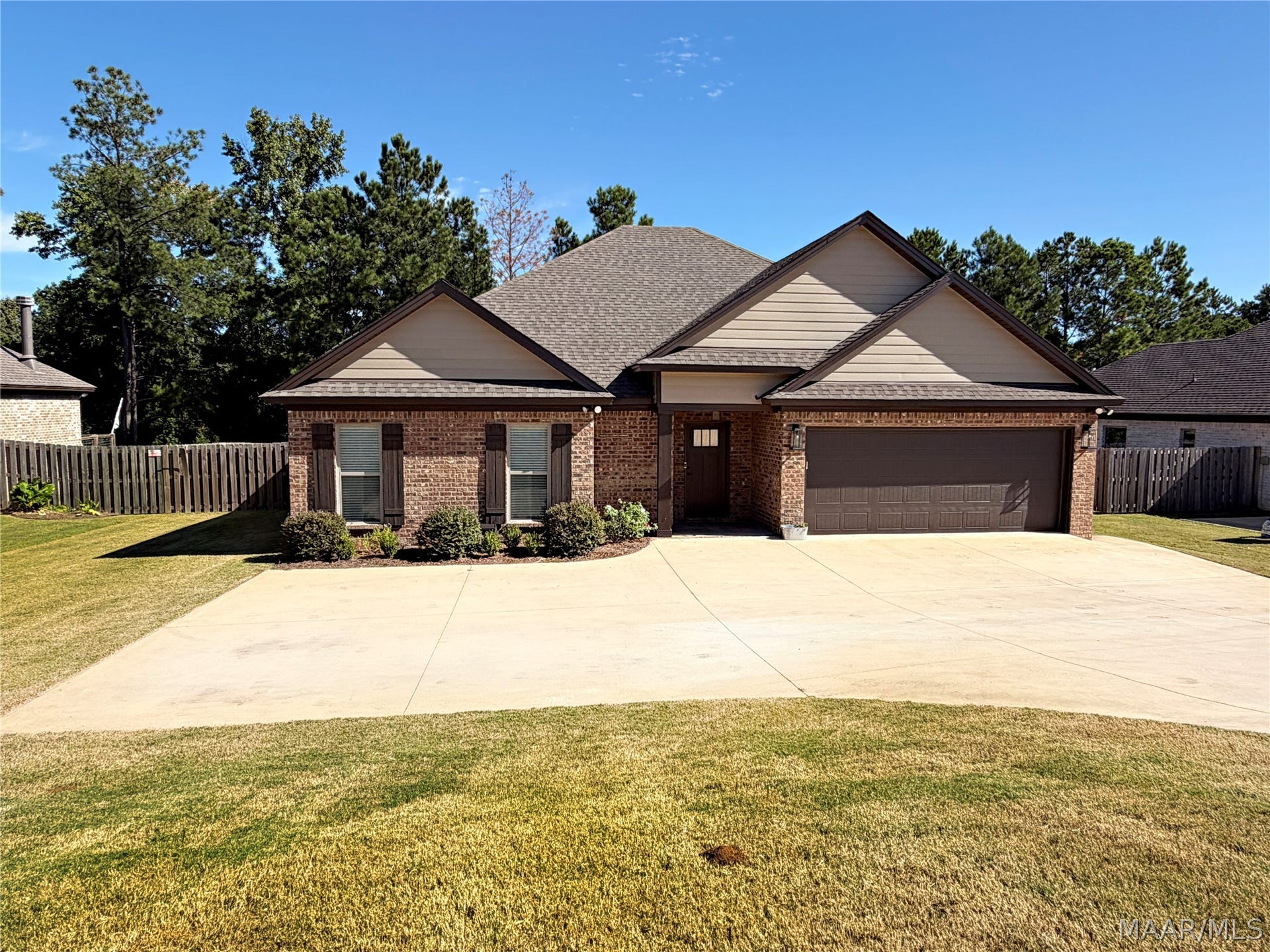 347 Tallahatchie Drive, Wetumpka, AL 36093