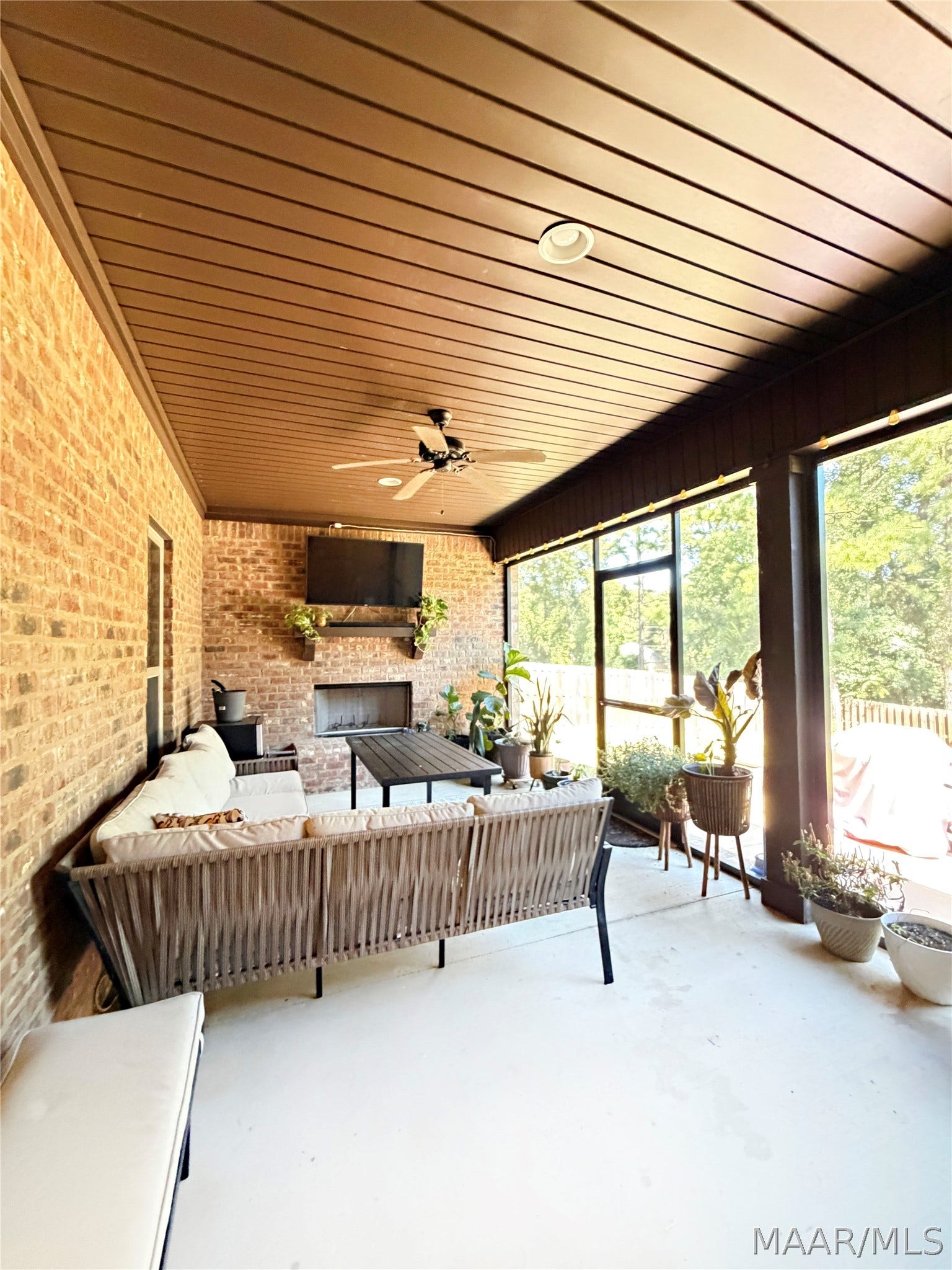 347 Tallahatchie Drive, Wetumpka, AL 36093
