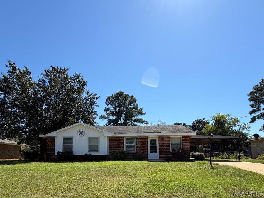 Property photo for 105 Ivey Court, Prattville, AL