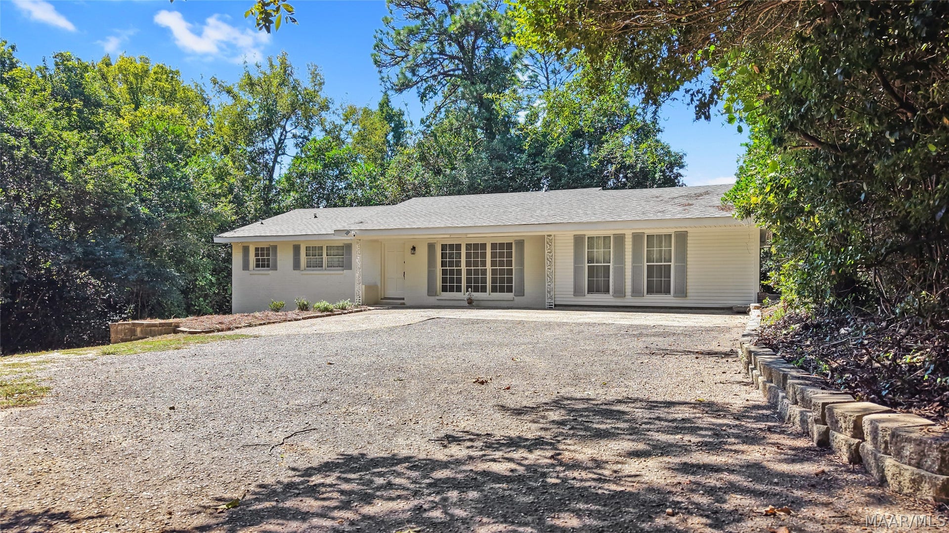 2 Knob Hill, Prattville, AL 36067
