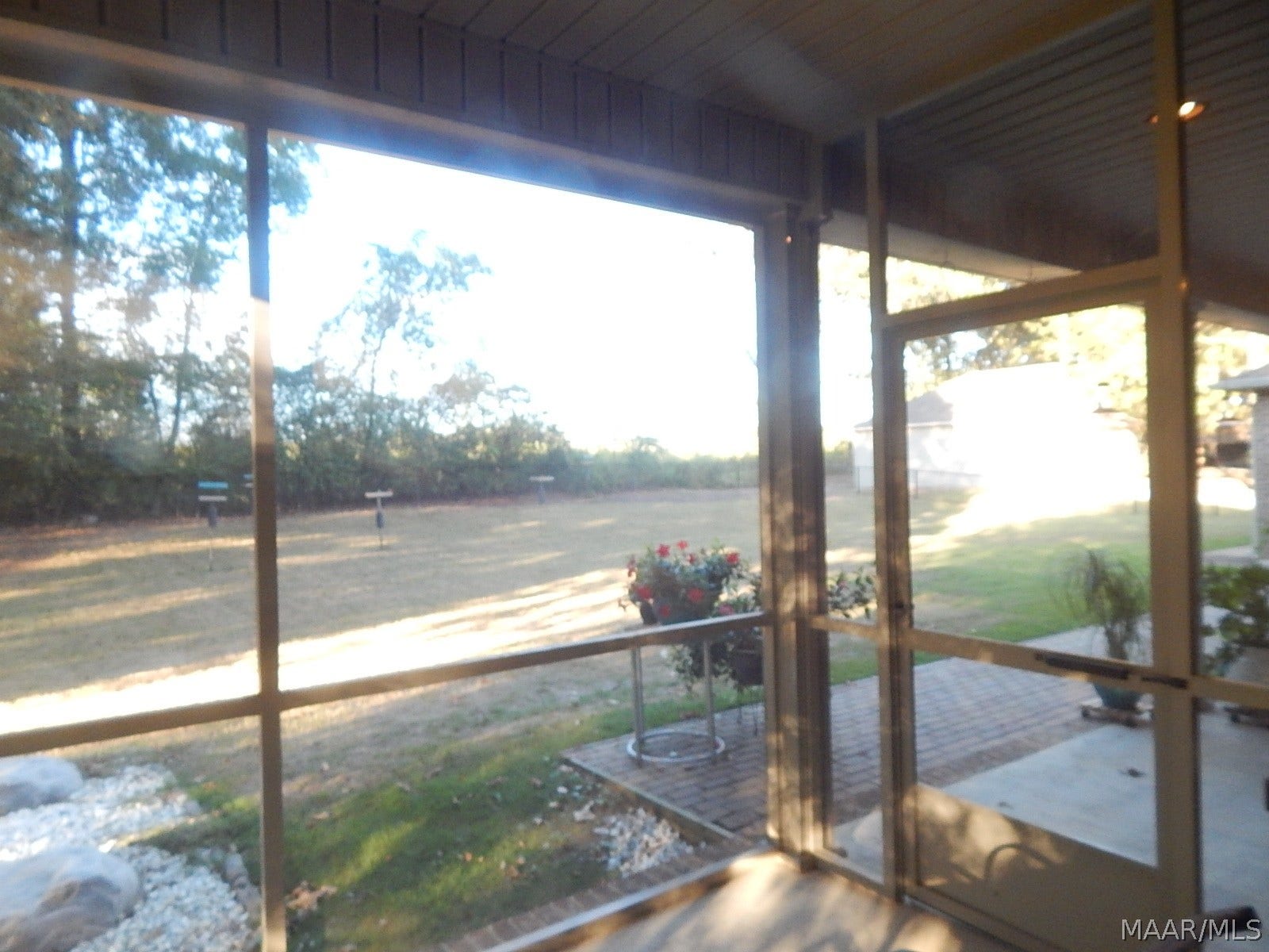 WONDERFUL COVERED PORCHES
