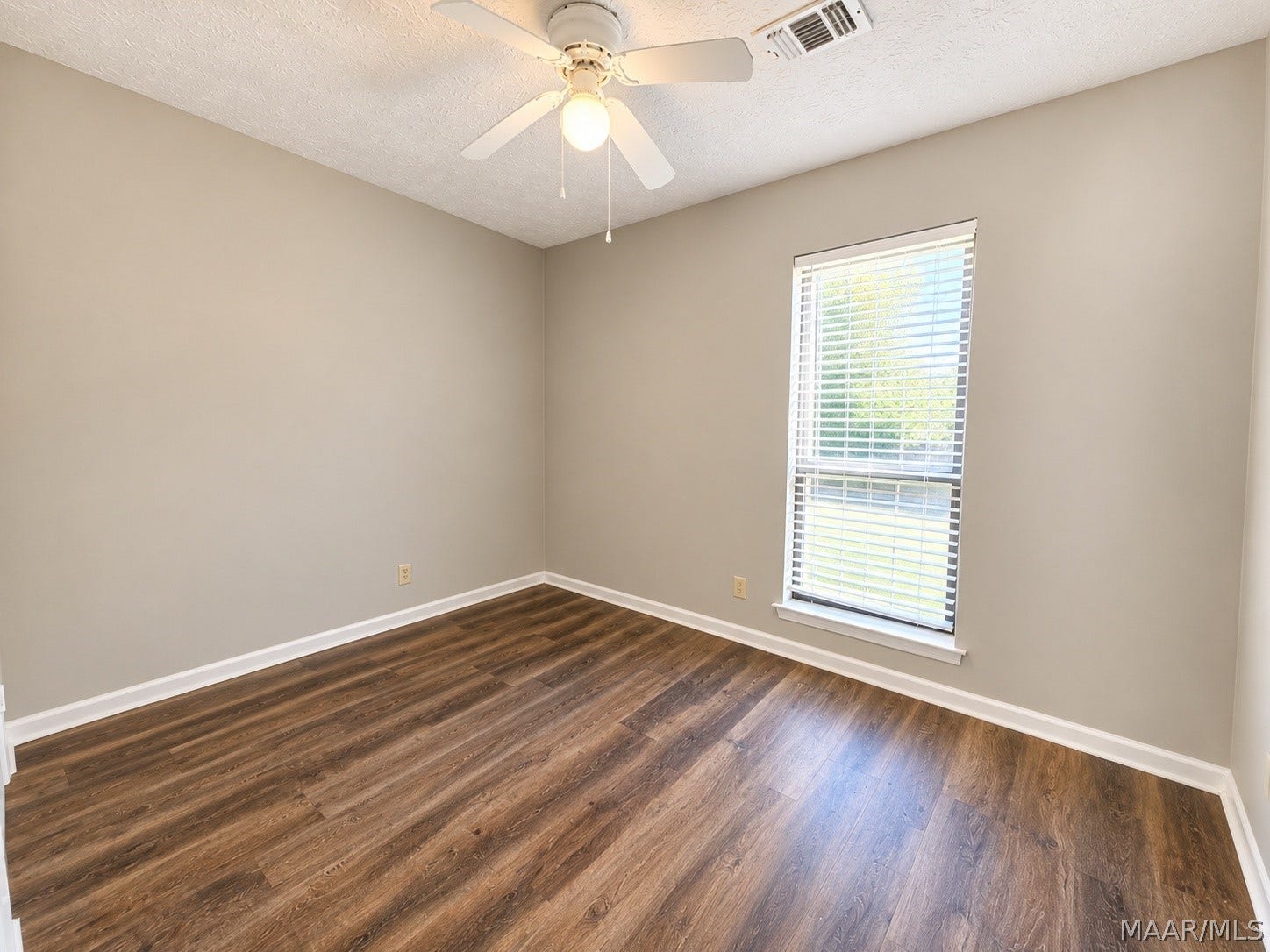 71 Maple Street, Wetumpka, AL 36092