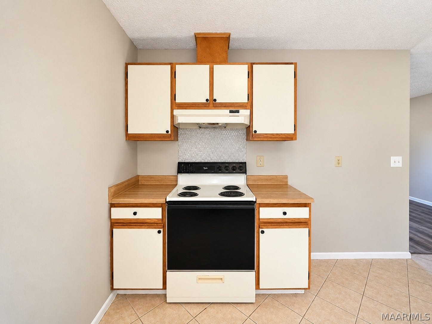 71 Maple Street, Wetumpka, AL 36092