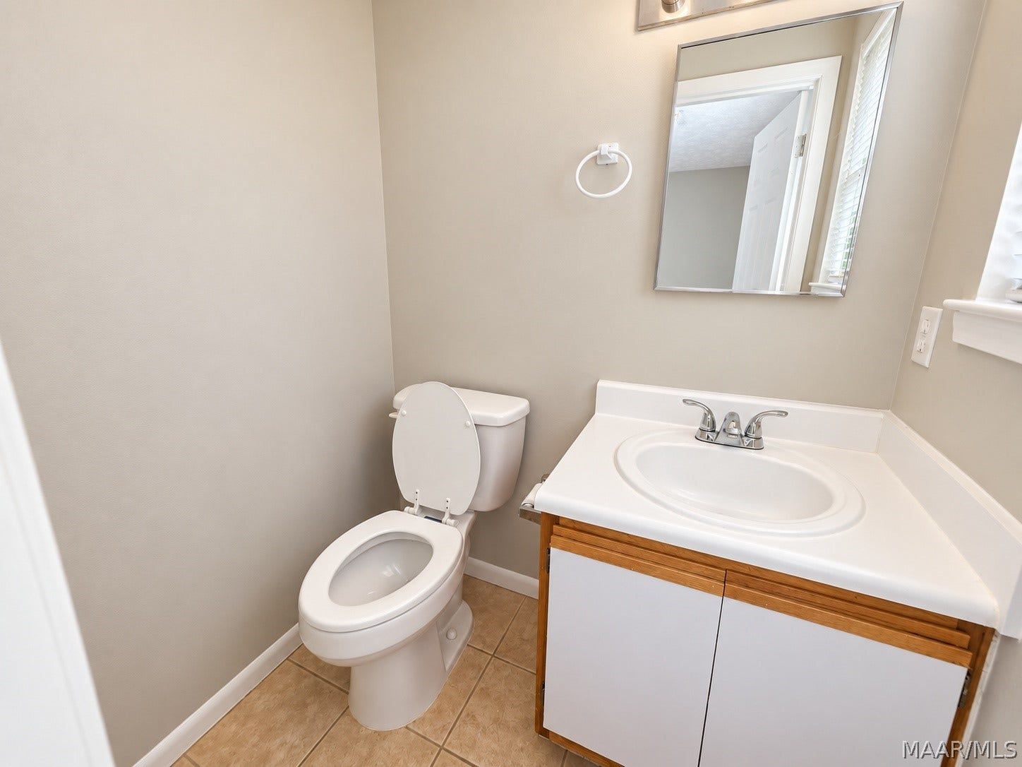 71 Maple Street, Wetumpka, AL 36092
