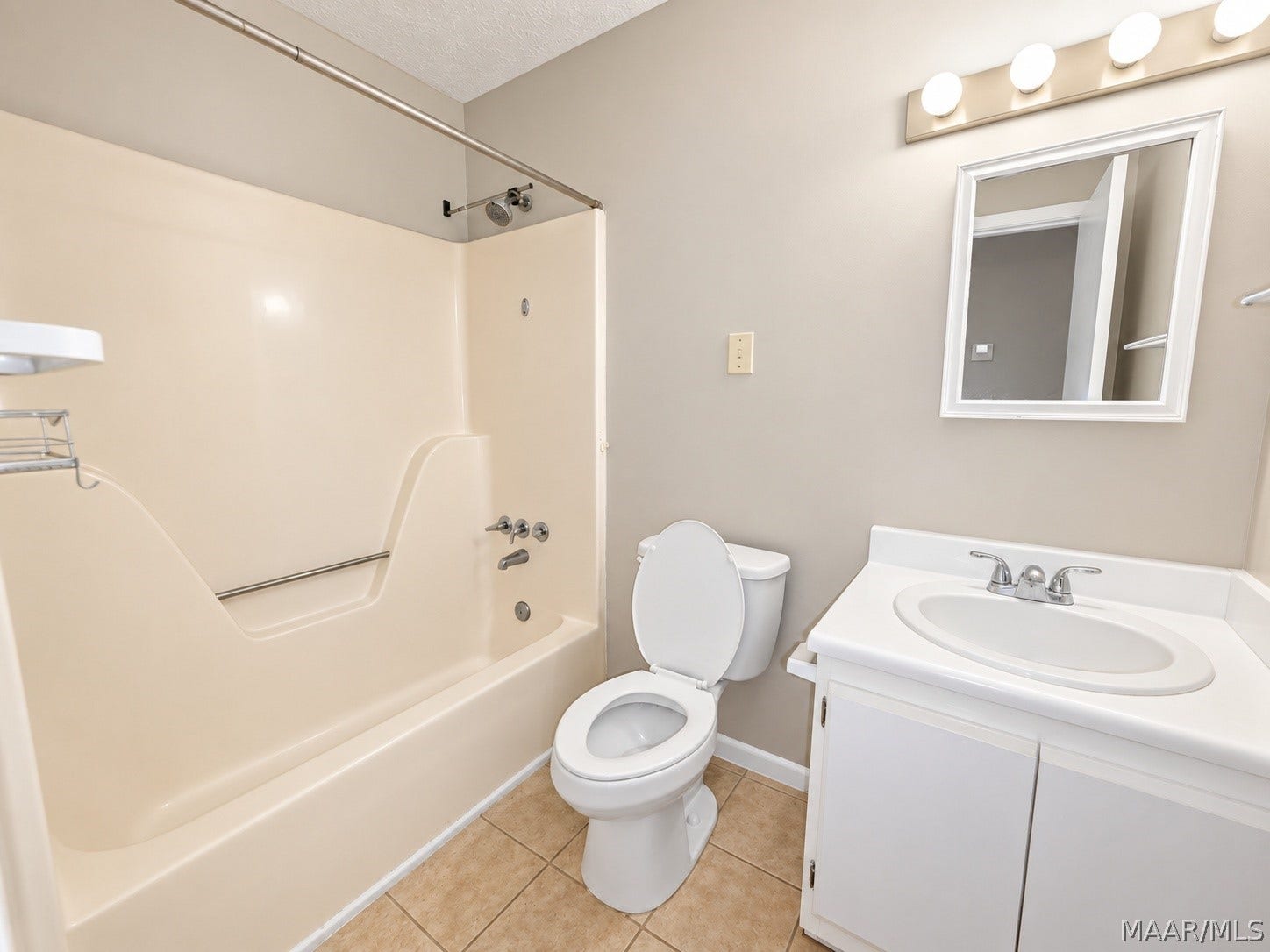 71 Maple Street, Wetumpka, AL 36092