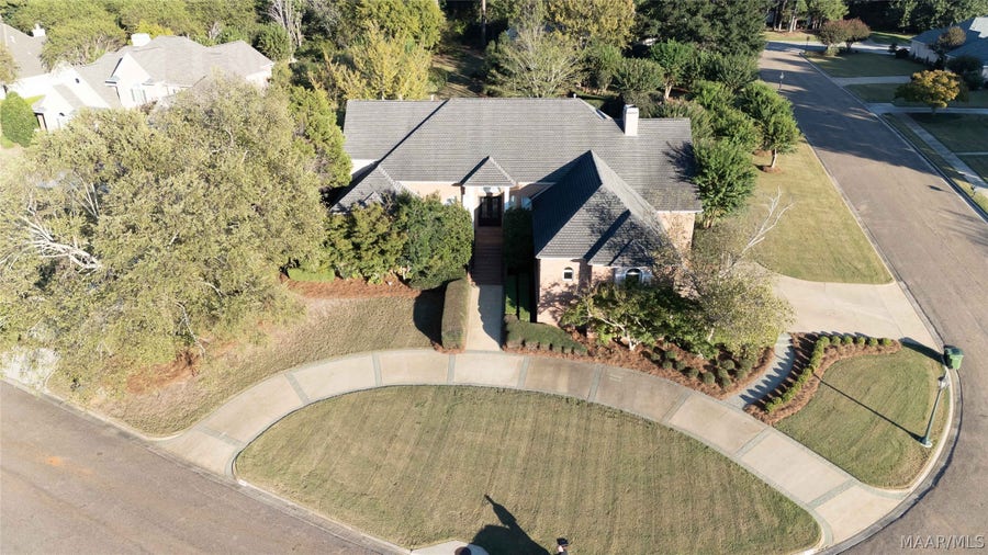 Property photo for 7167 Wyngrove Drive, Montgomery, AL