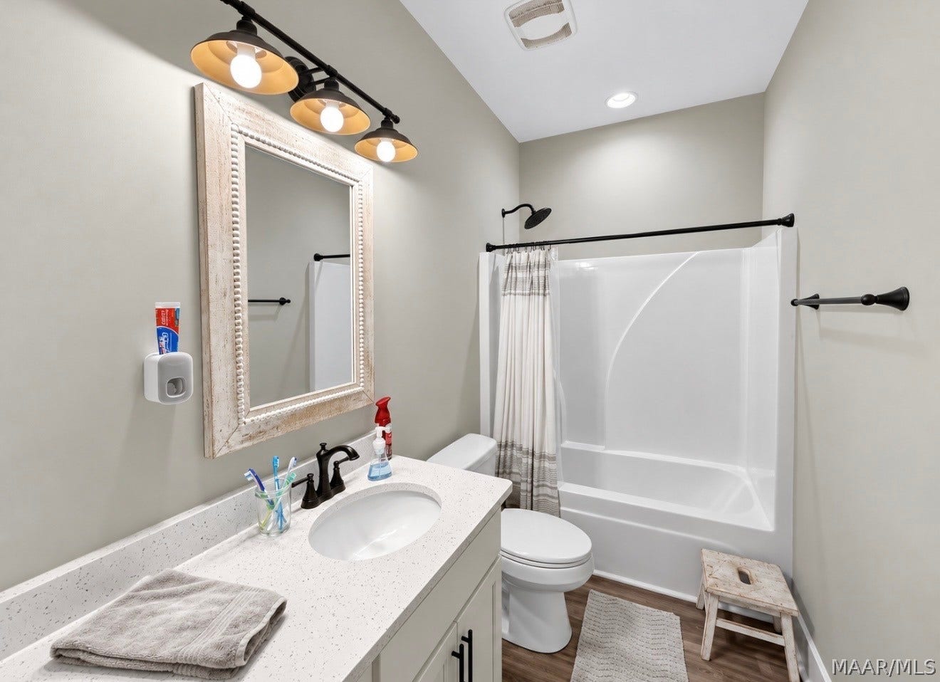 221 Windsong Loop, Wetumpka, AL 36093 221 Windsong Loop, Wetumpka, AL 36093