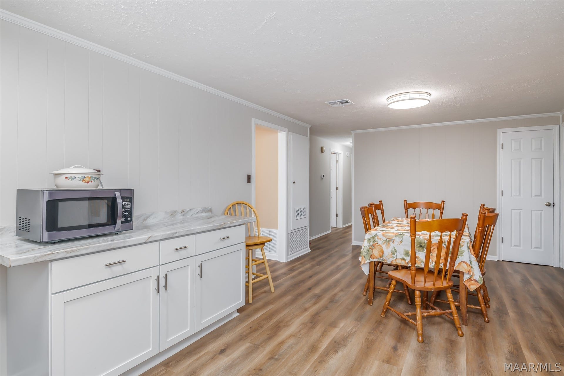 613 Woodvale Road, Prattville, AL 36067