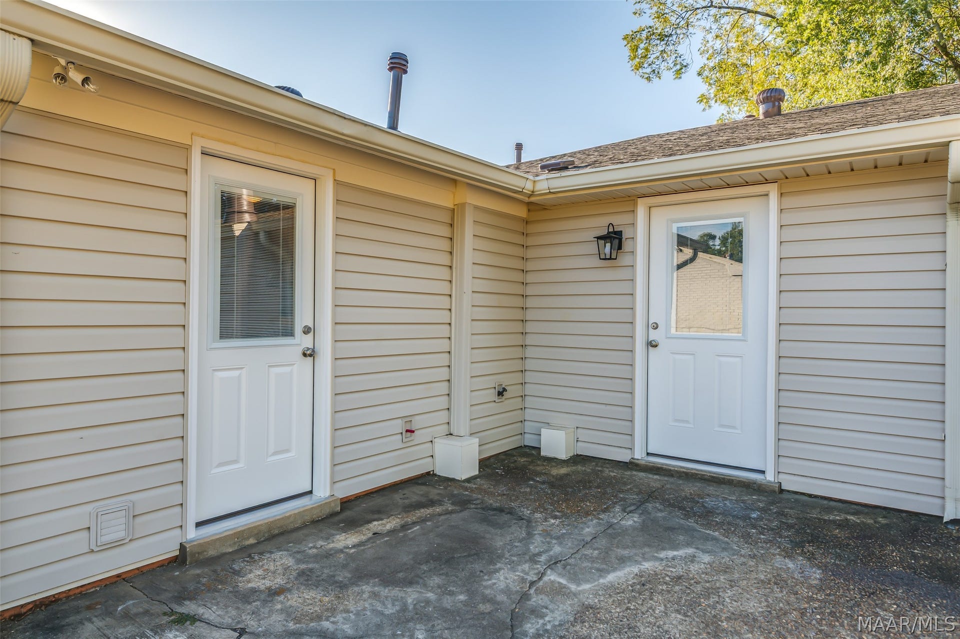 613 Woodvale Road, Prattville, AL 36067