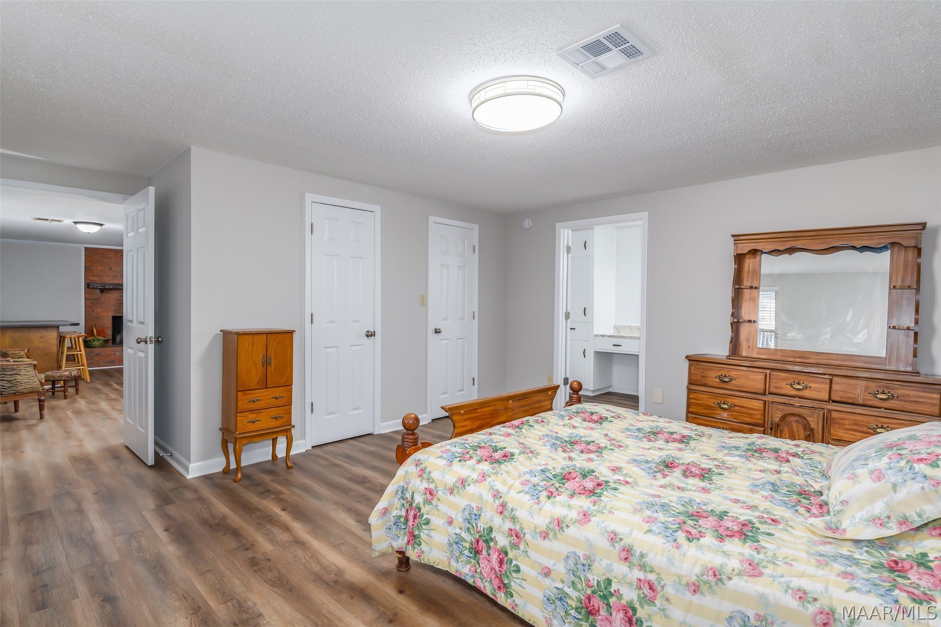613 Woodvale Road, Prattville, AL 36067
