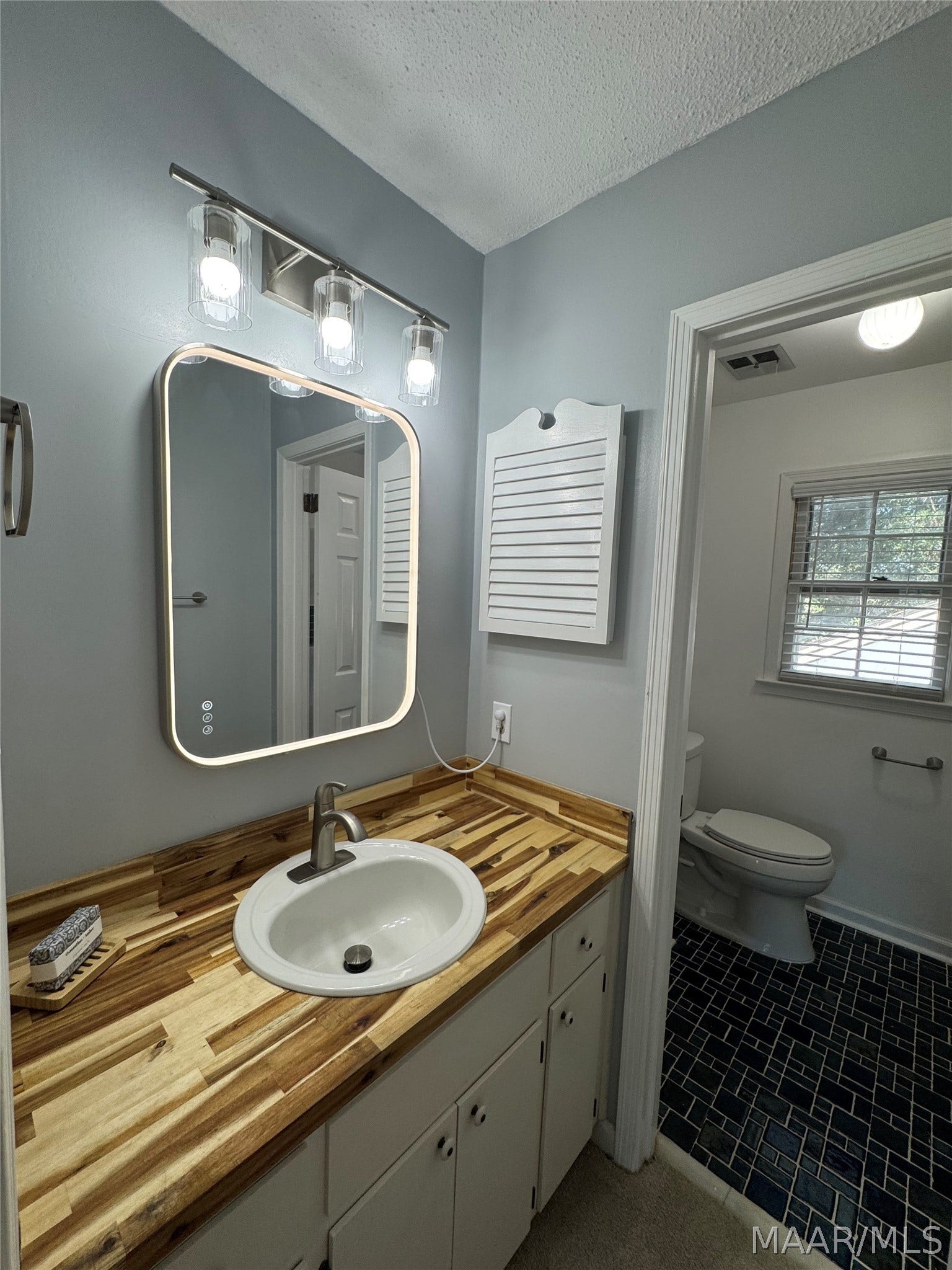 4001 Ray Drive, Montgomery, AL 36109 4001 Ray Drive, Montgomery, AL 36109