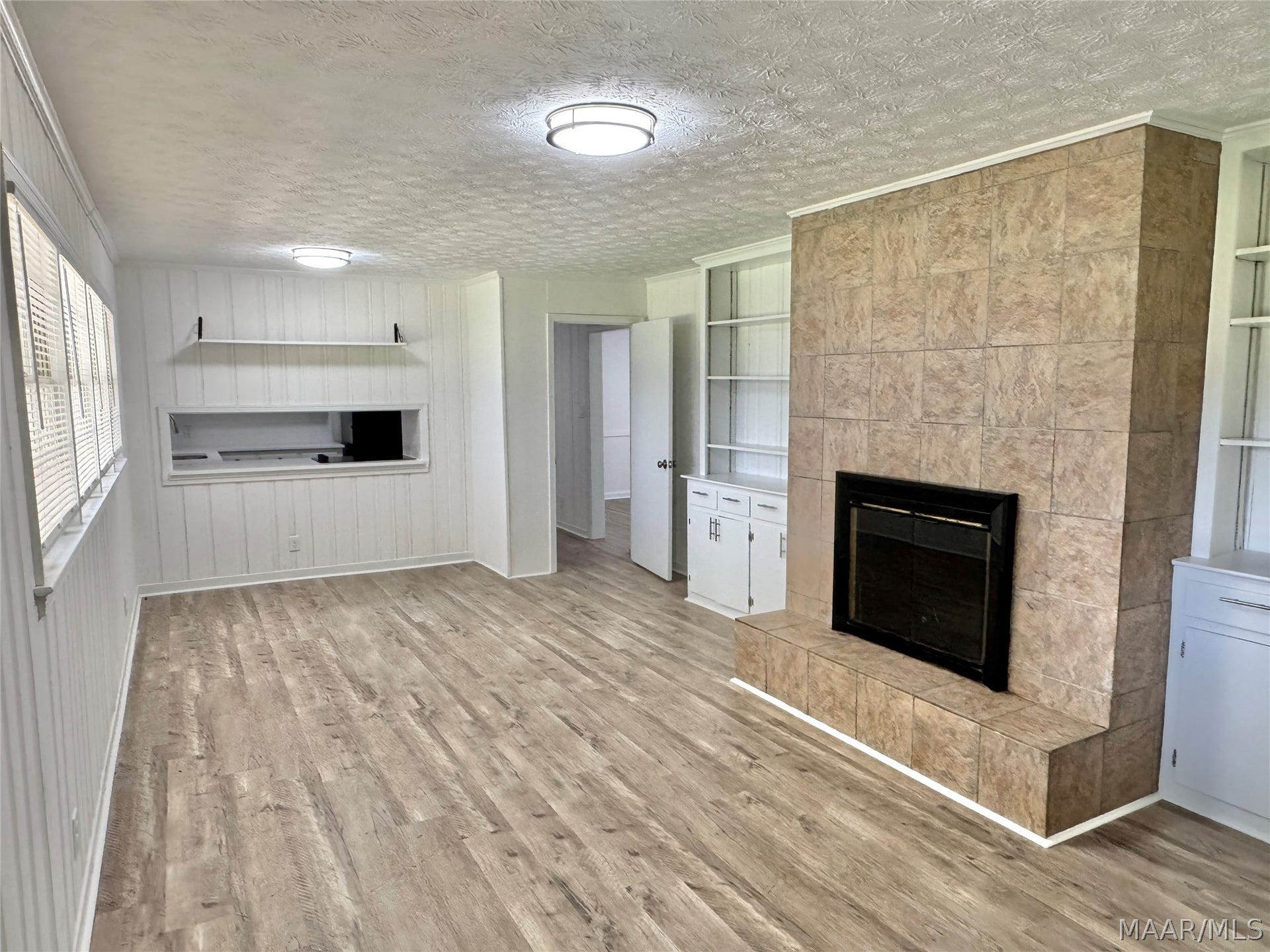 2557 WOODLEY Road, Montgomery, AL 36111