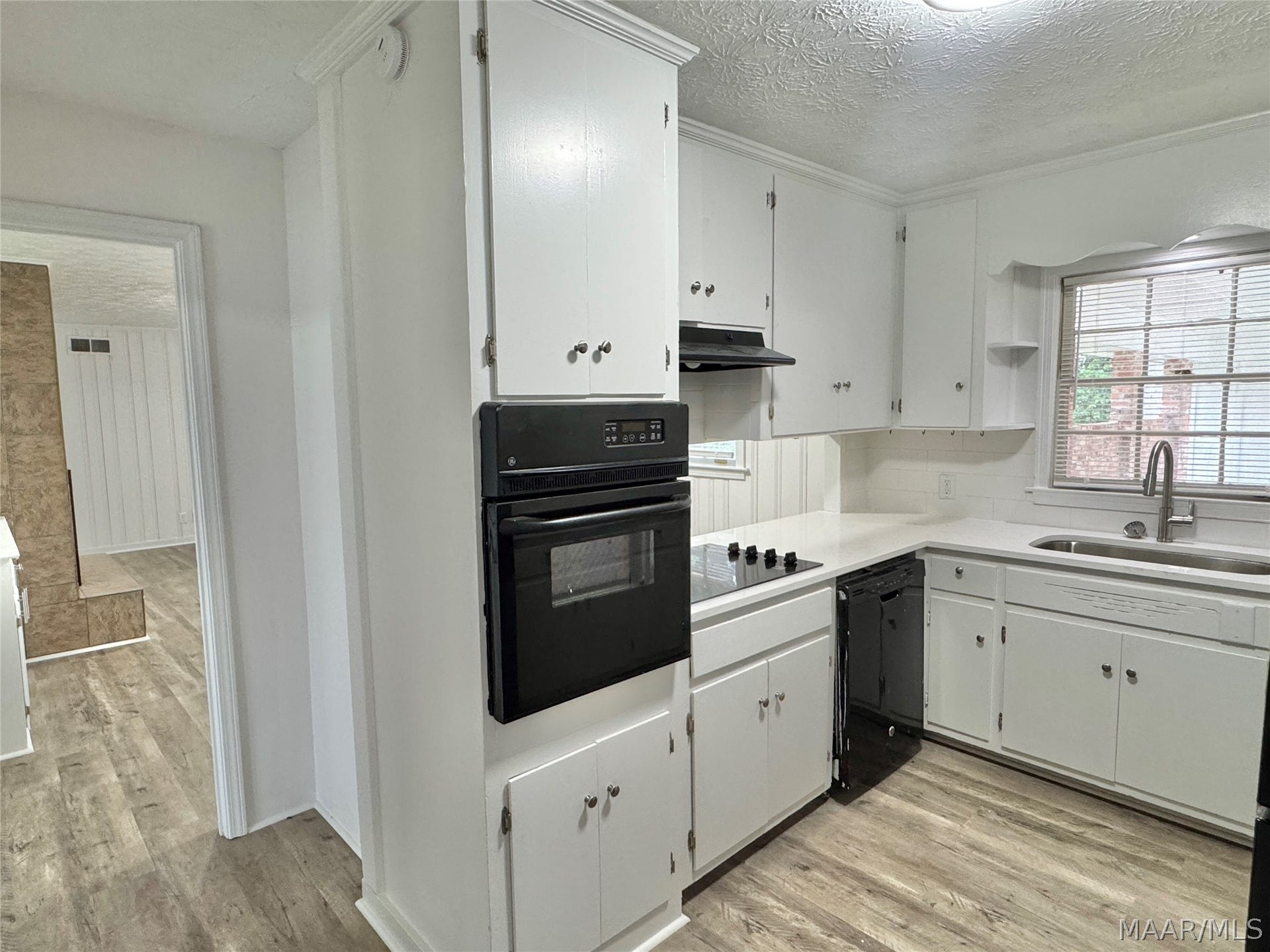 2557 WOODLEY Road, Montgomery, AL 36111