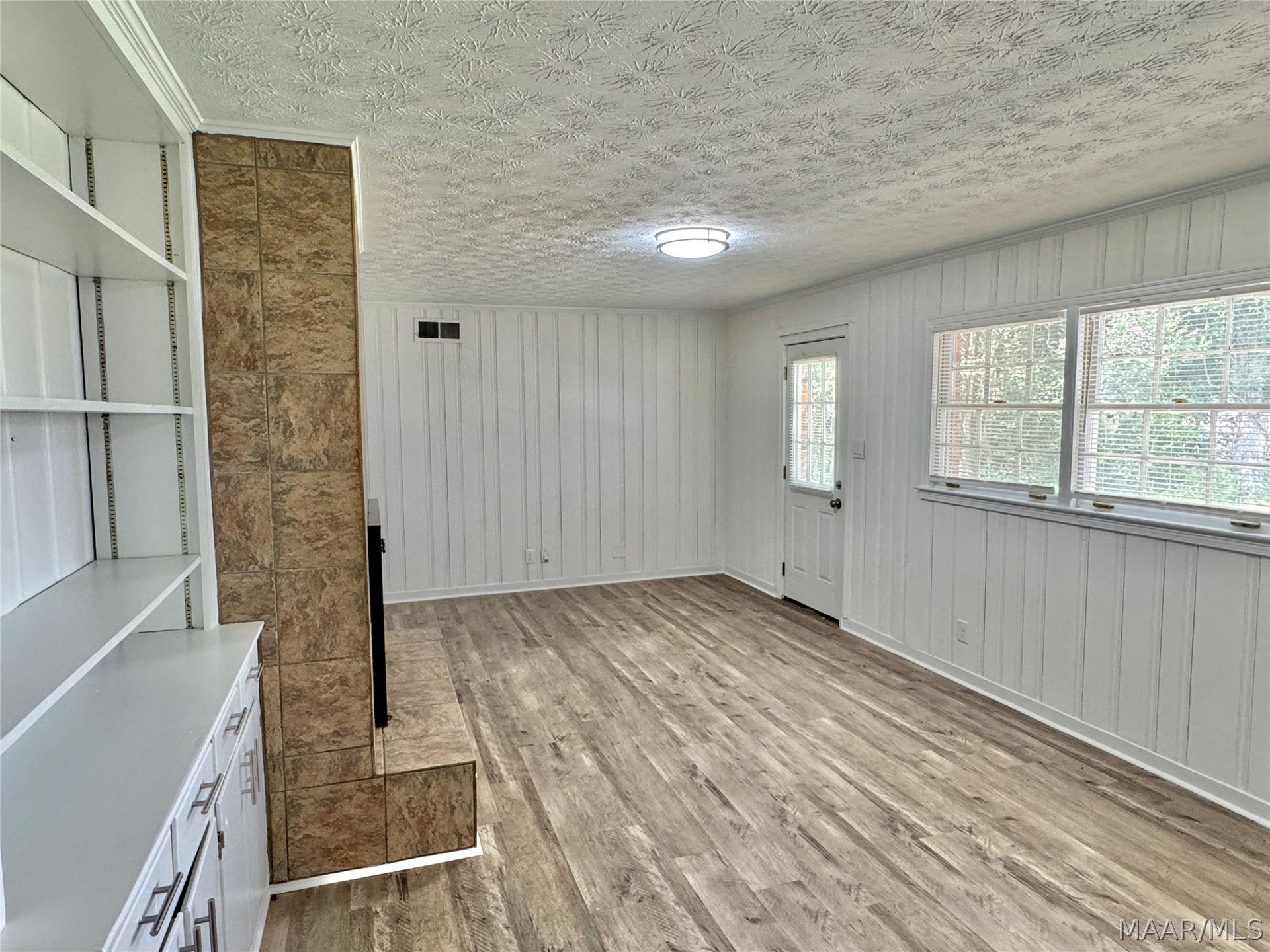 2557 WOODLEY Road, Montgomery, AL 36111