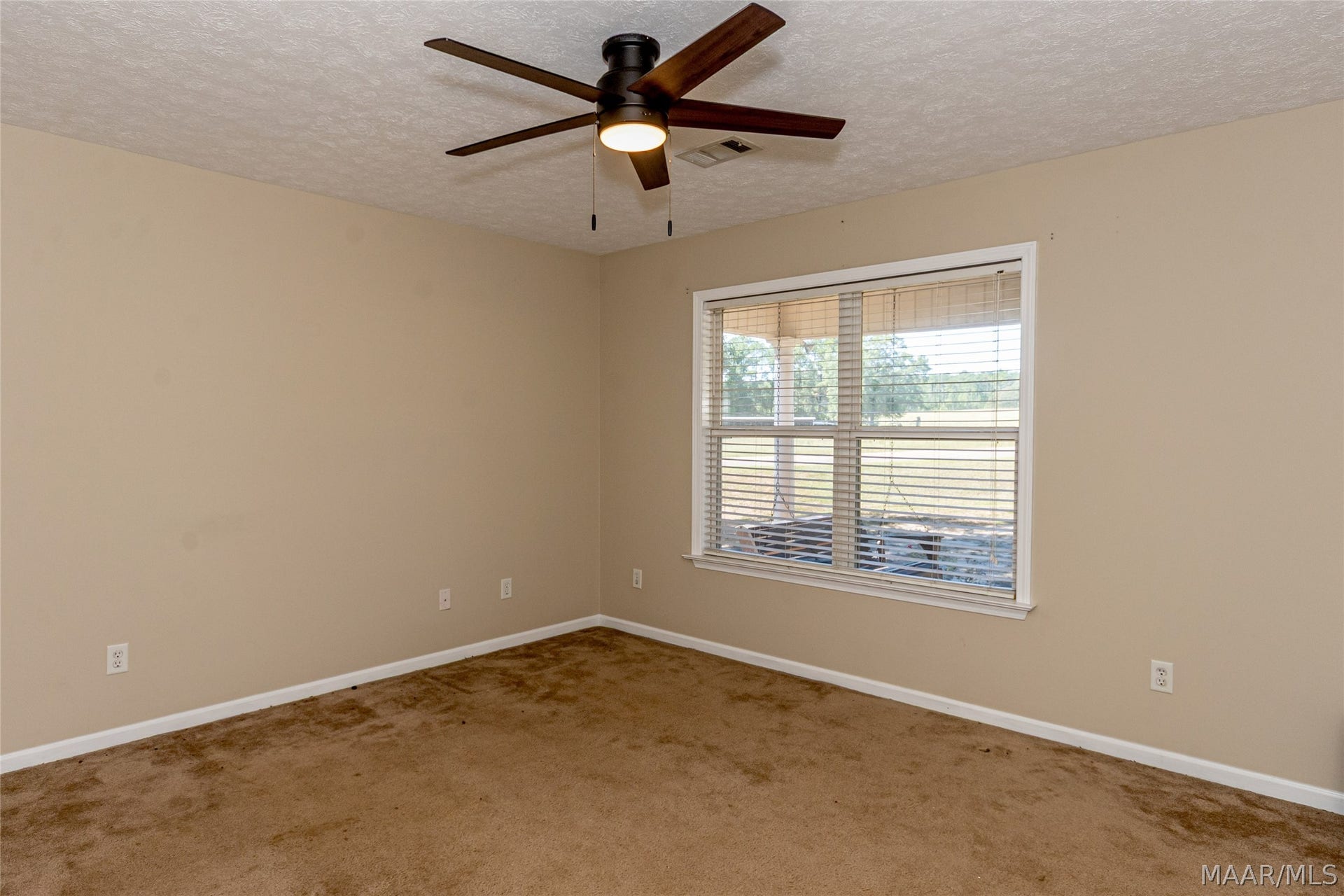 24 Tagan Road, Tallassee, AL 36078