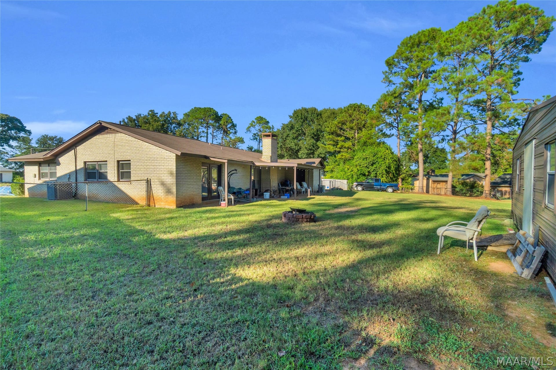 1527 PINERIDGE Court, Montgomery, AL 36109