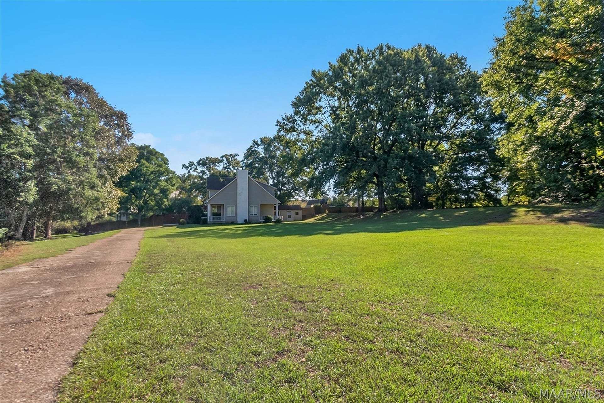 5480 Willow Tree Drive, Millbrook, AL 36054 5480 Willow Tree Drive, Millbrook, AL 36054