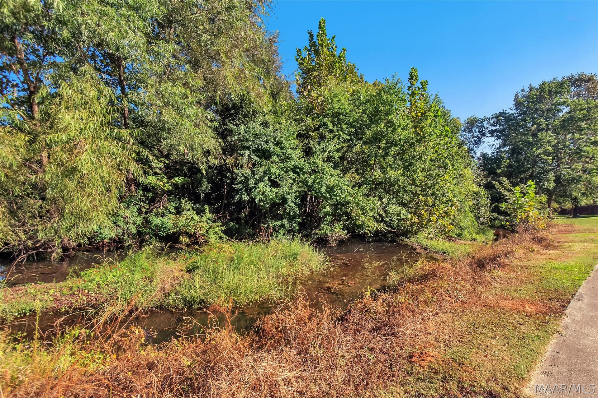 5480 Willow Tree Drive, Millbrook, AL 36054 5480 Willow Tree Drive, Millbrook, AL 36054