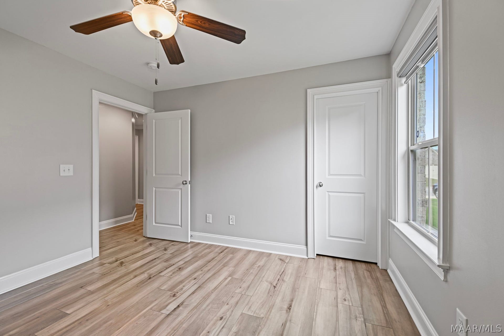 Guest bedroom