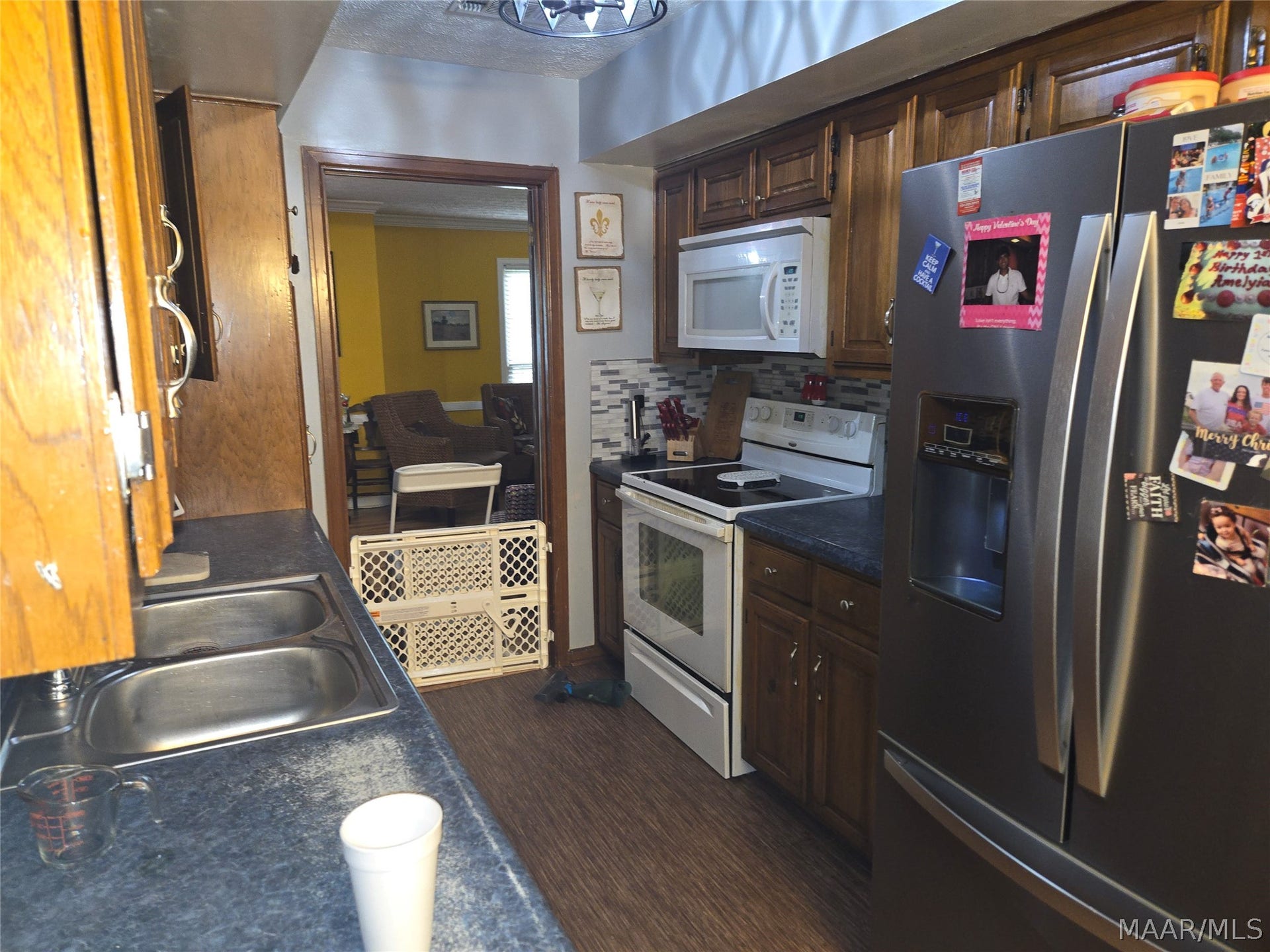 Kitchen /smooth top range