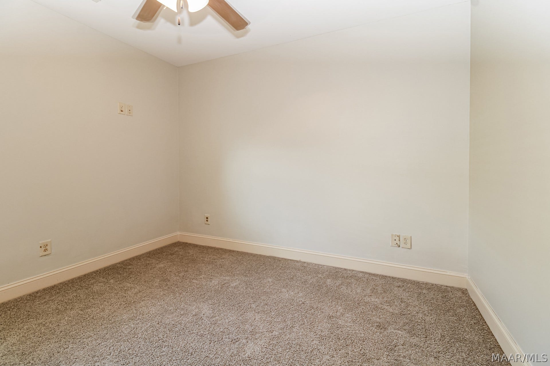 21 Calcite Lane, Pike Road, AL 36064 21 Calcite Lane, Pike Road, AL 36064