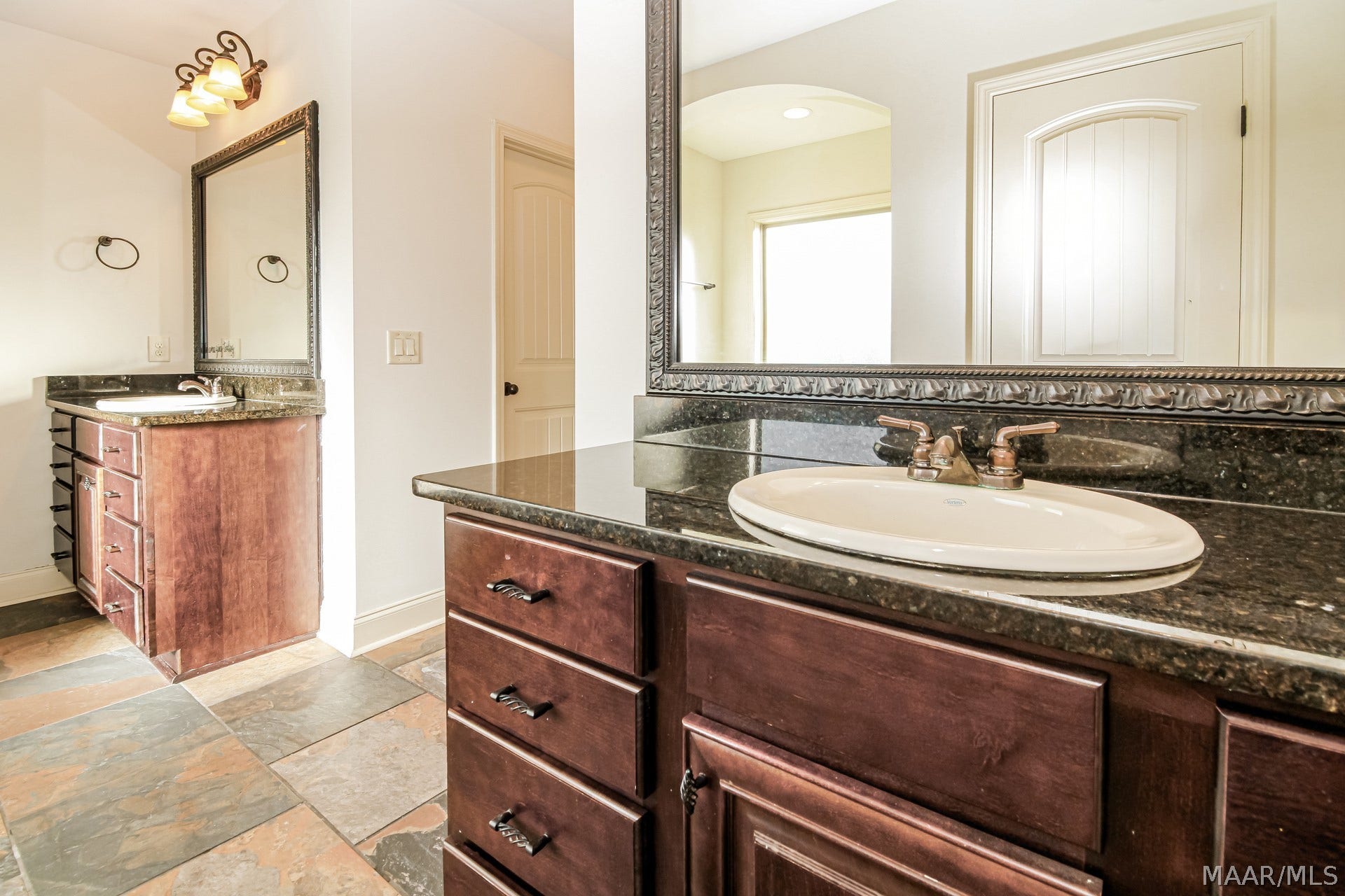 21 Calcite Lane, Pike Road, AL 36064 21 Calcite Lane, Pike Road, AL 36064