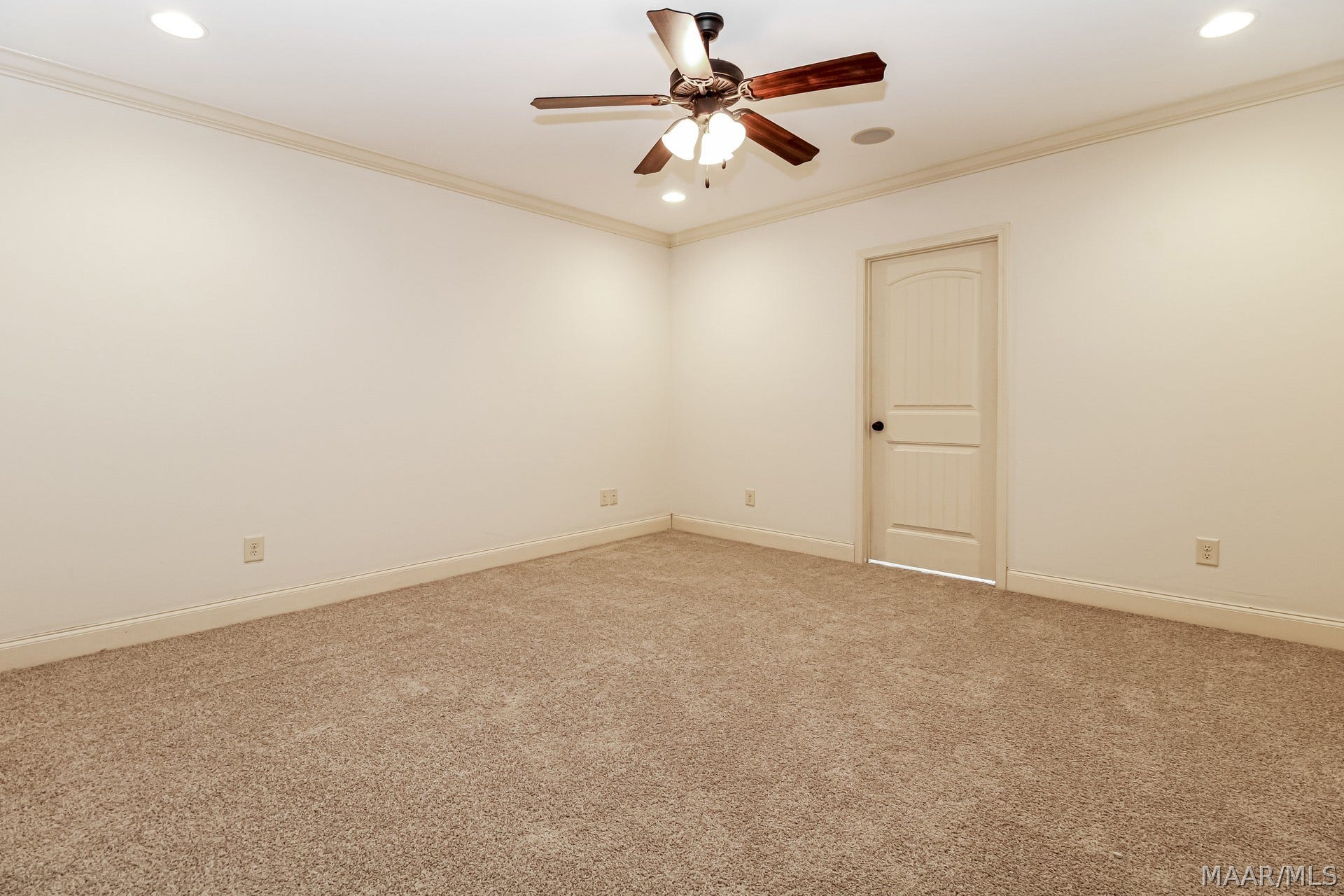 21 Calcite Lane, Pike Road, AL 36064 21 Calcite Lane, Pike Road, AL 36064