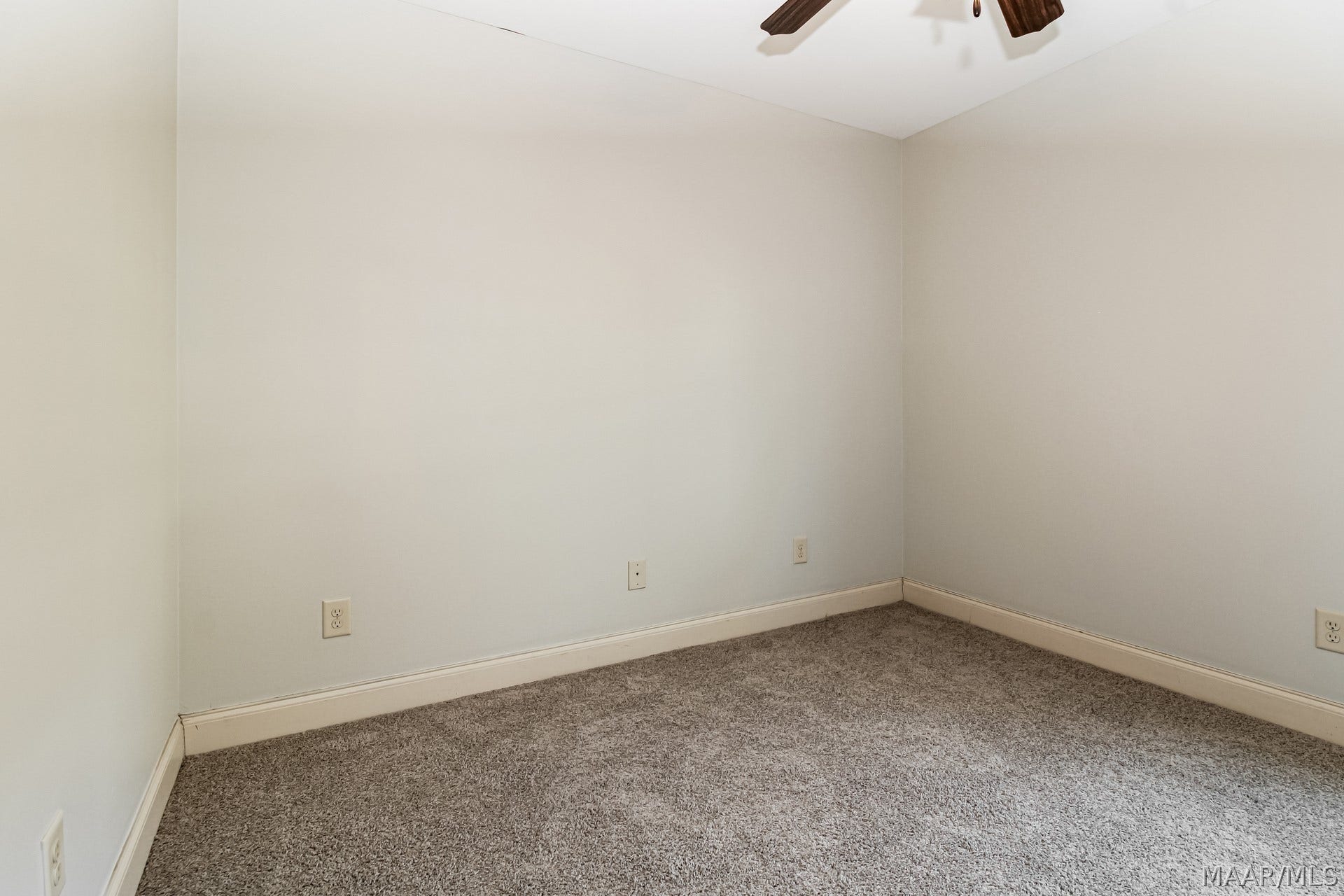 21 Calcite Lane, Pike Road, AL 36064 21 Calcite Lane, Pike Road, AL 36064