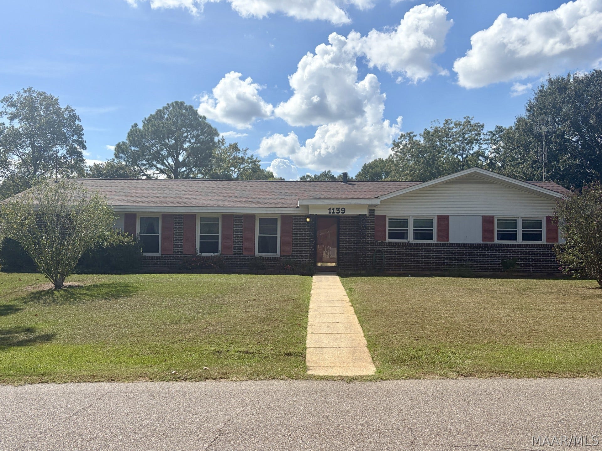 1139 Perrydale Loop, Prattville, AL 36066 1139 Perrydale Loop, Prattville, AL 36066