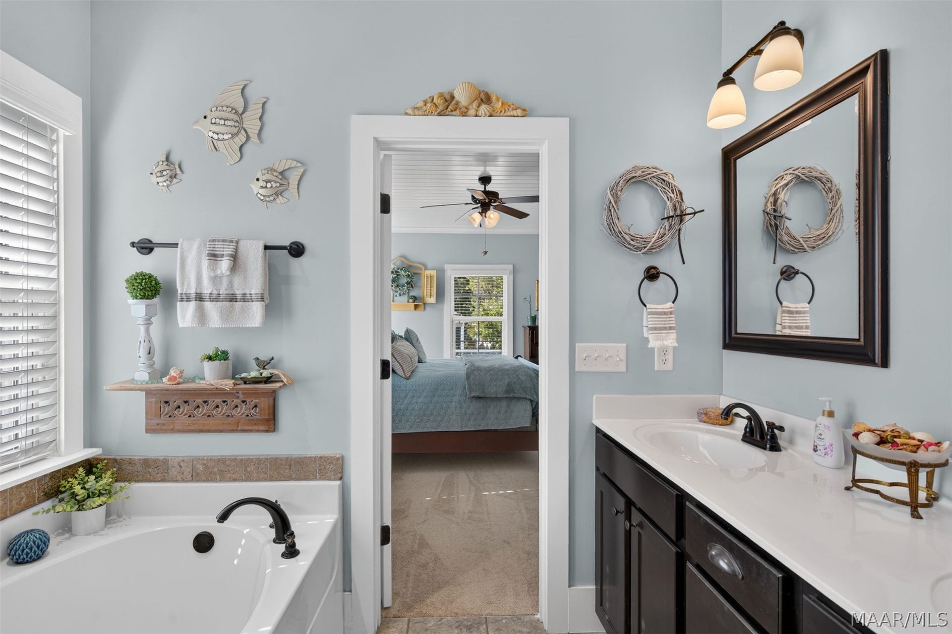 Primary bath with double vanity and garden tub