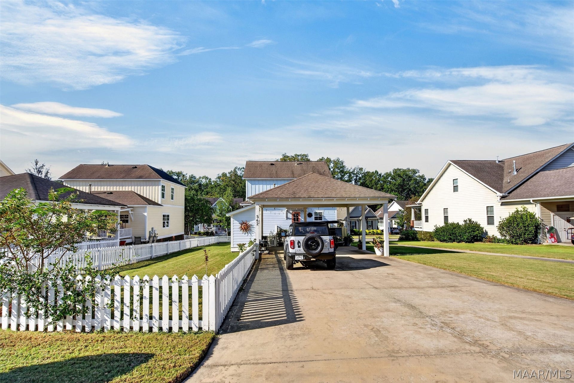 542 Lake Cameron Drive, Pike Road, AL 36064