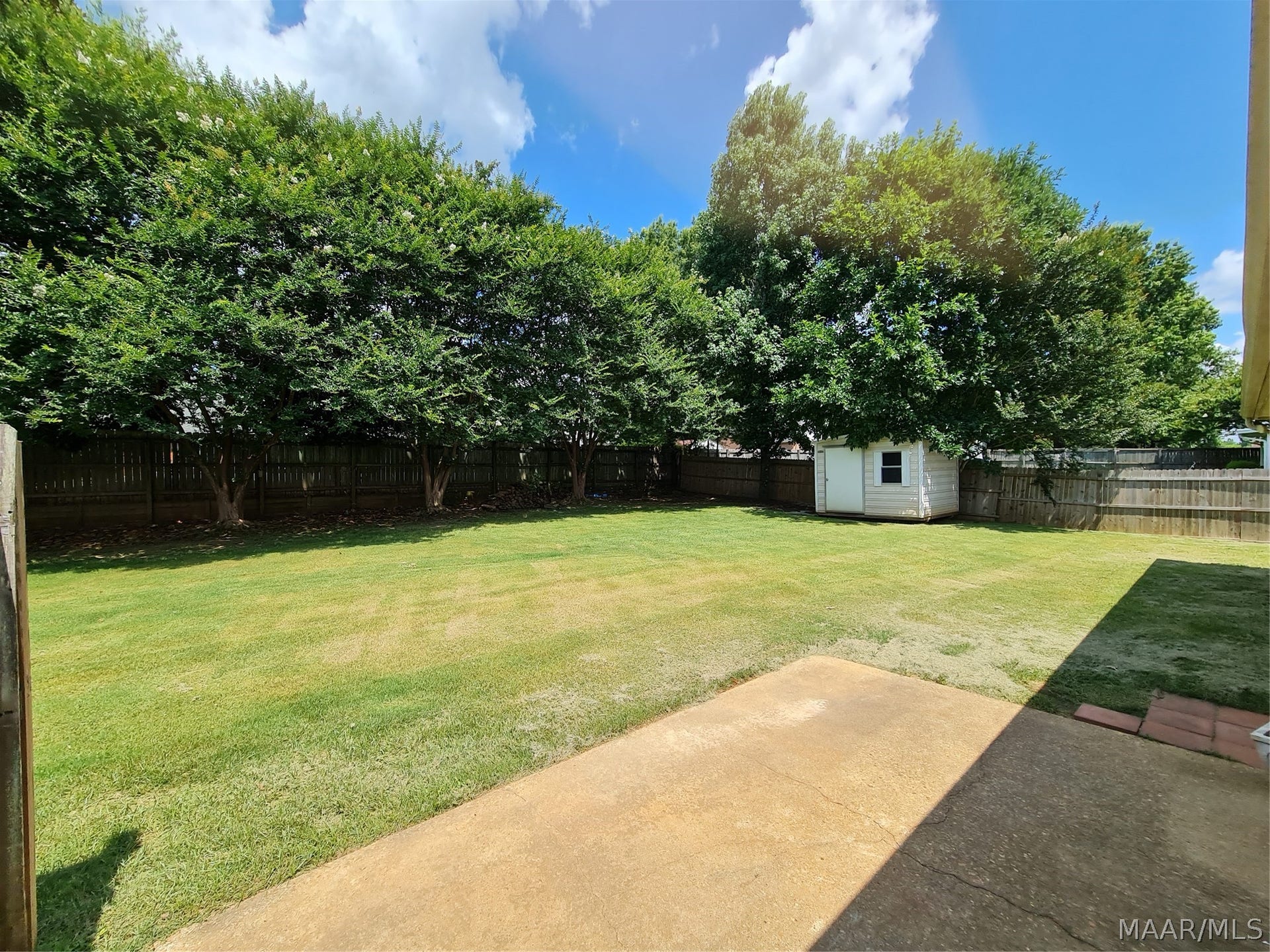 61 OLD ORCHARD Road, Deatsville, AL 36022