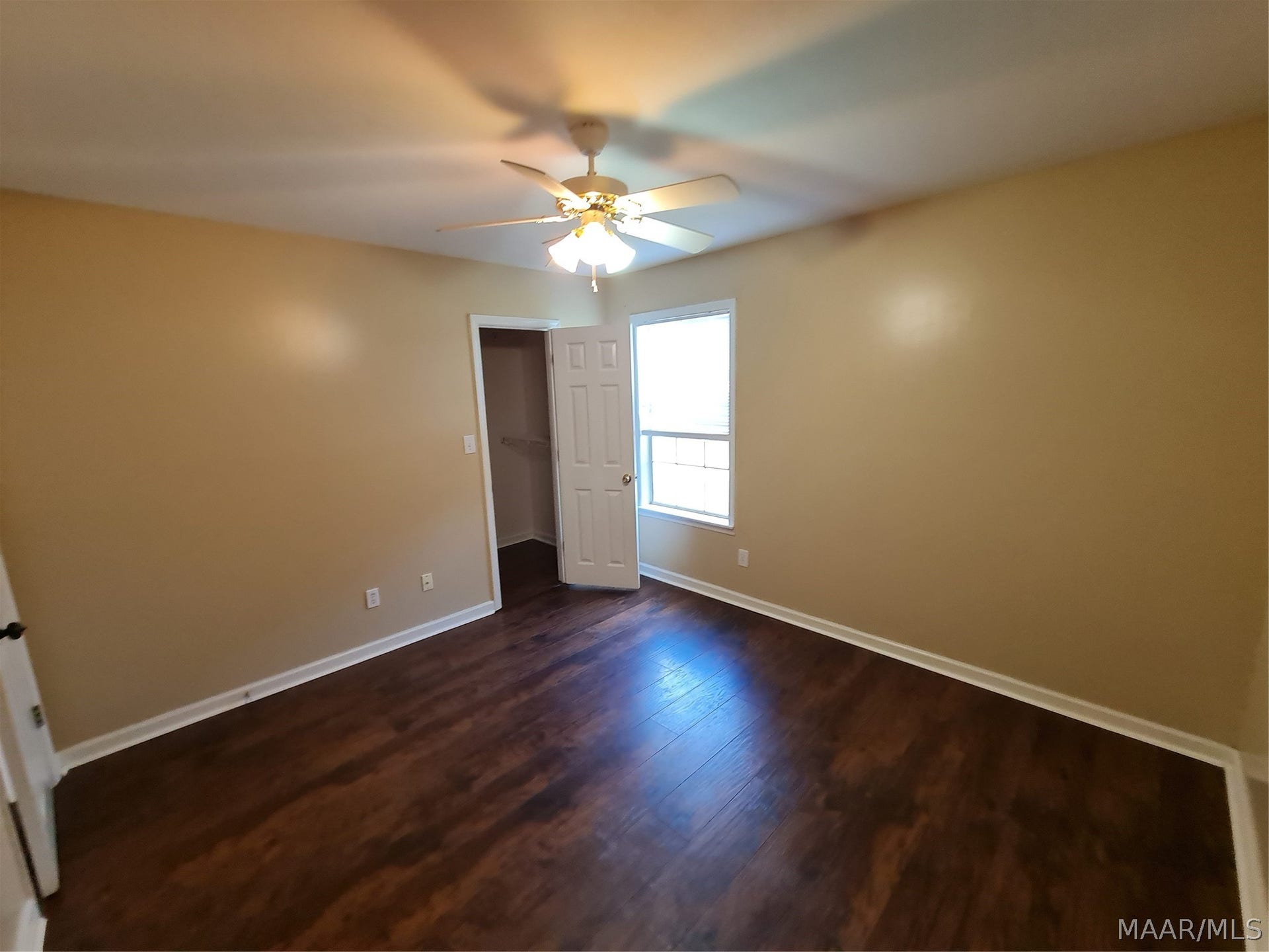 61 OLD ORCHARD Road, Deatsville, AL 36022