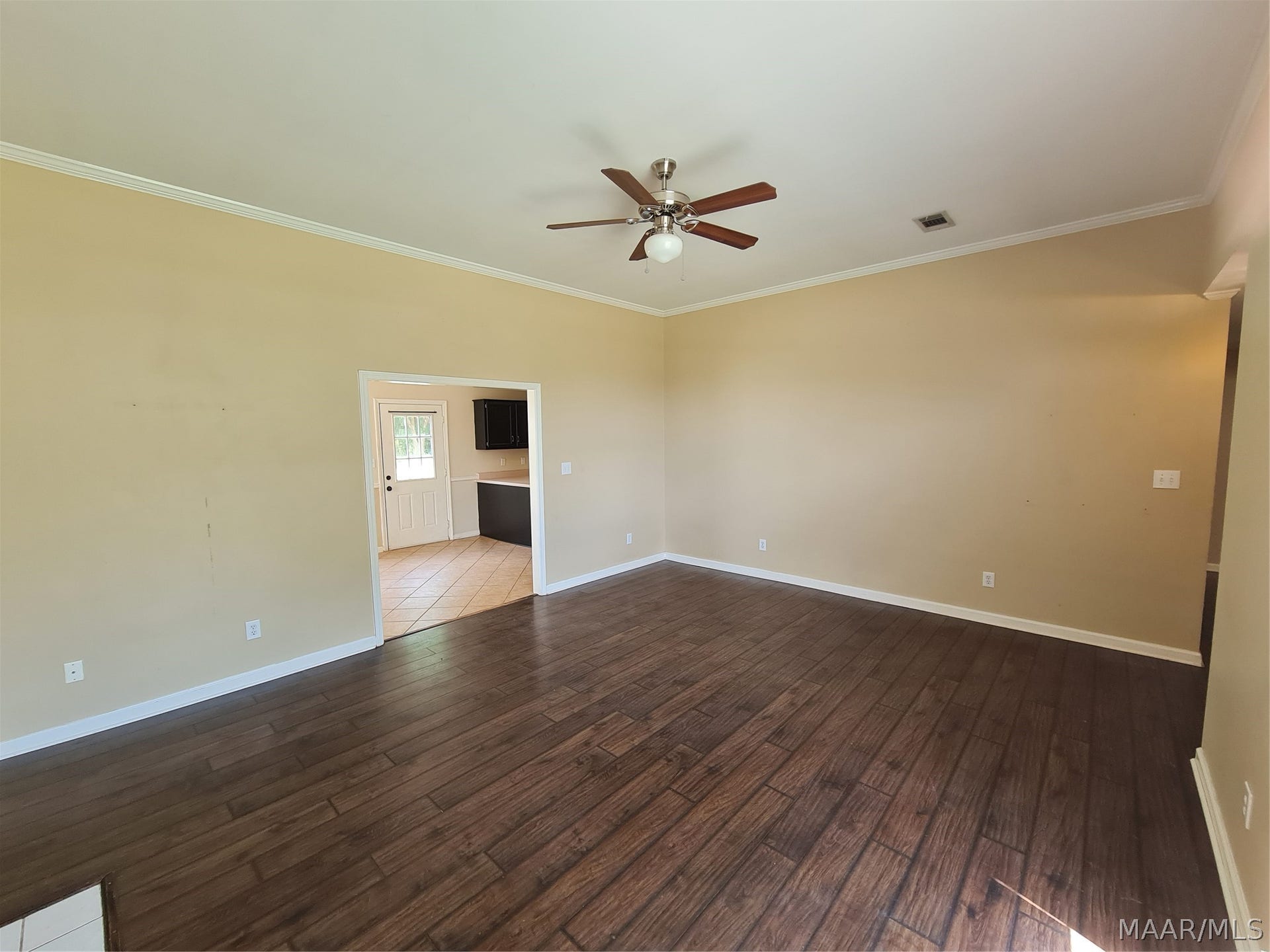 61 OLD ORCHARD Road, Deatsville, AL 36022